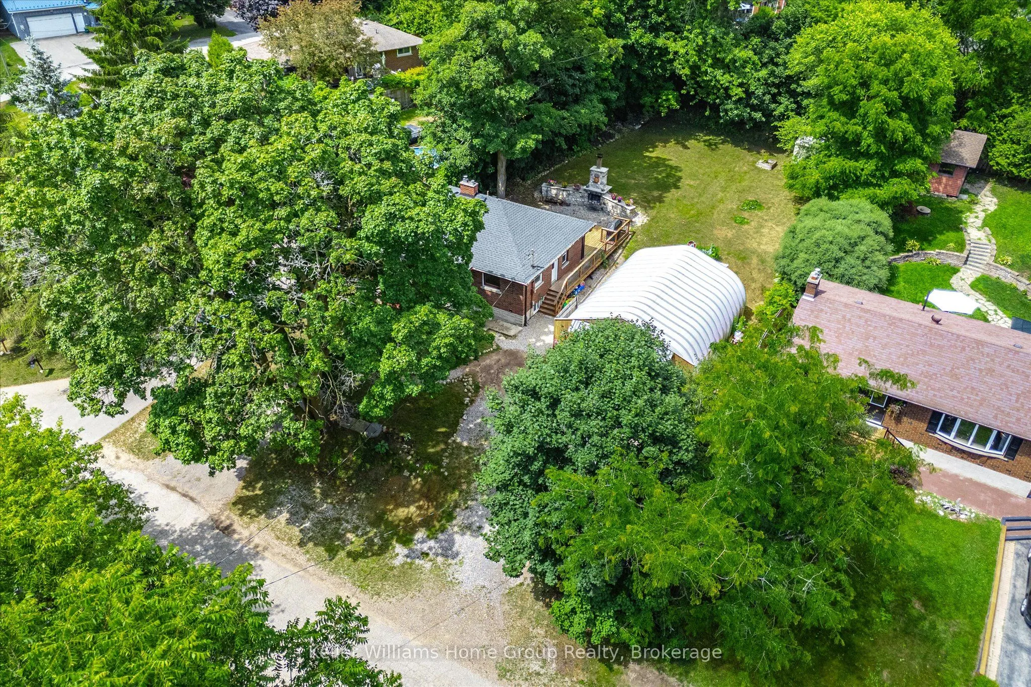 585 Blair Street