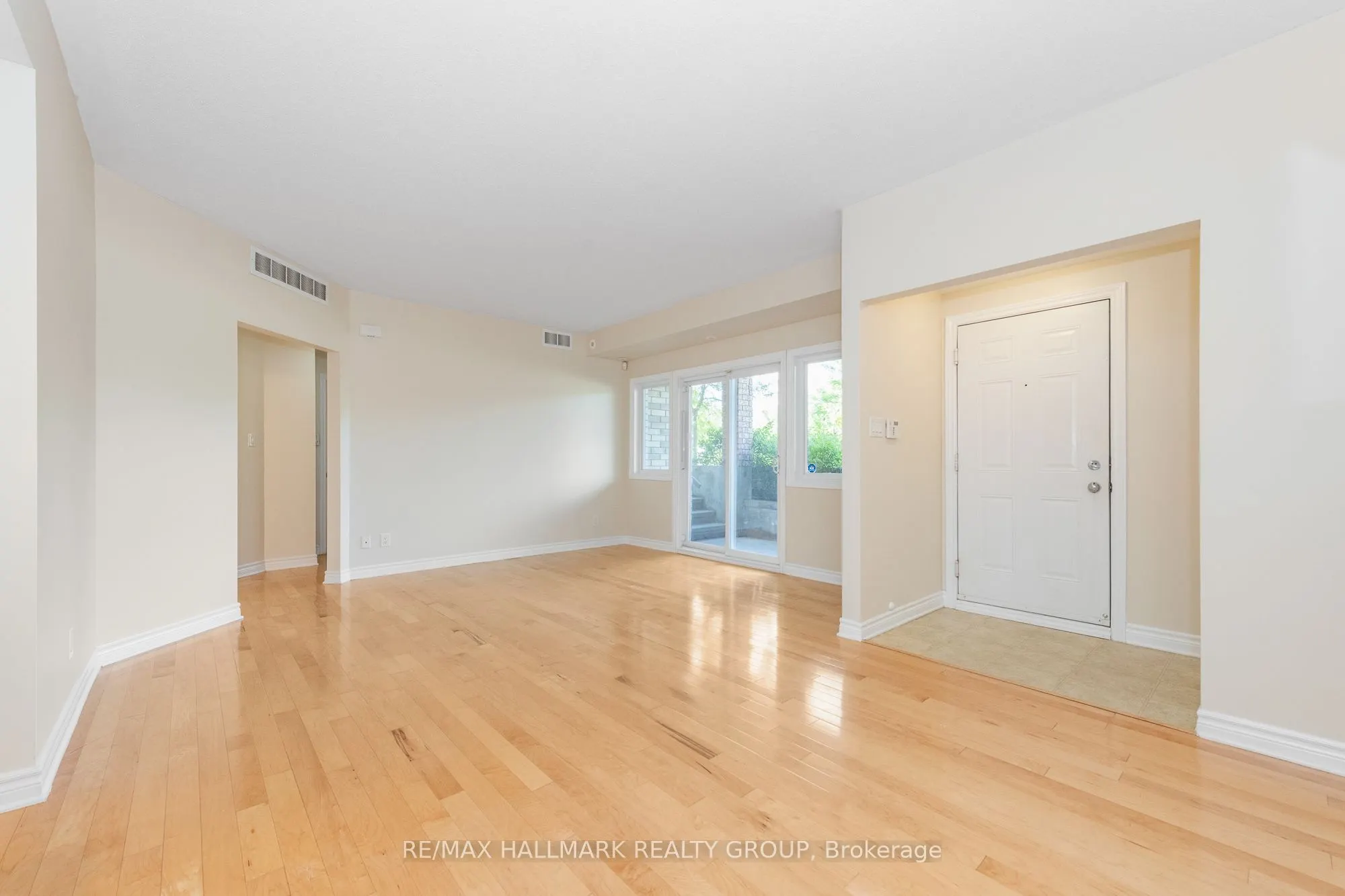 1101 Stittsville Main Street, #D