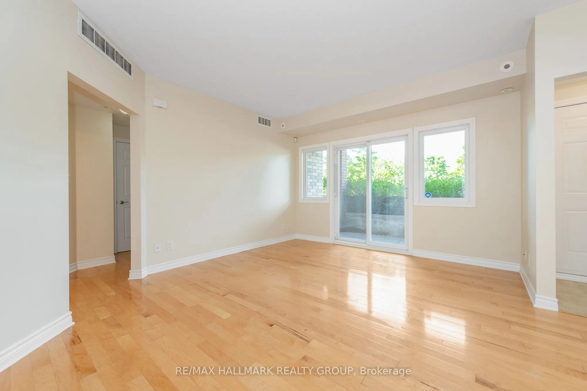 1101 Stittsville Main Street, #D