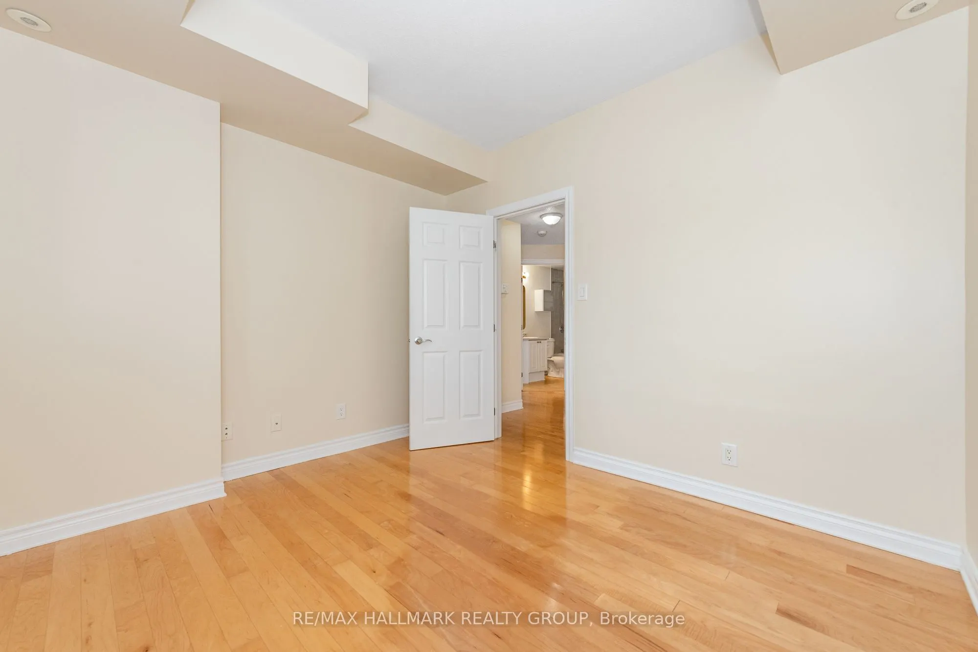 1101 Stittsville Main Street, #D