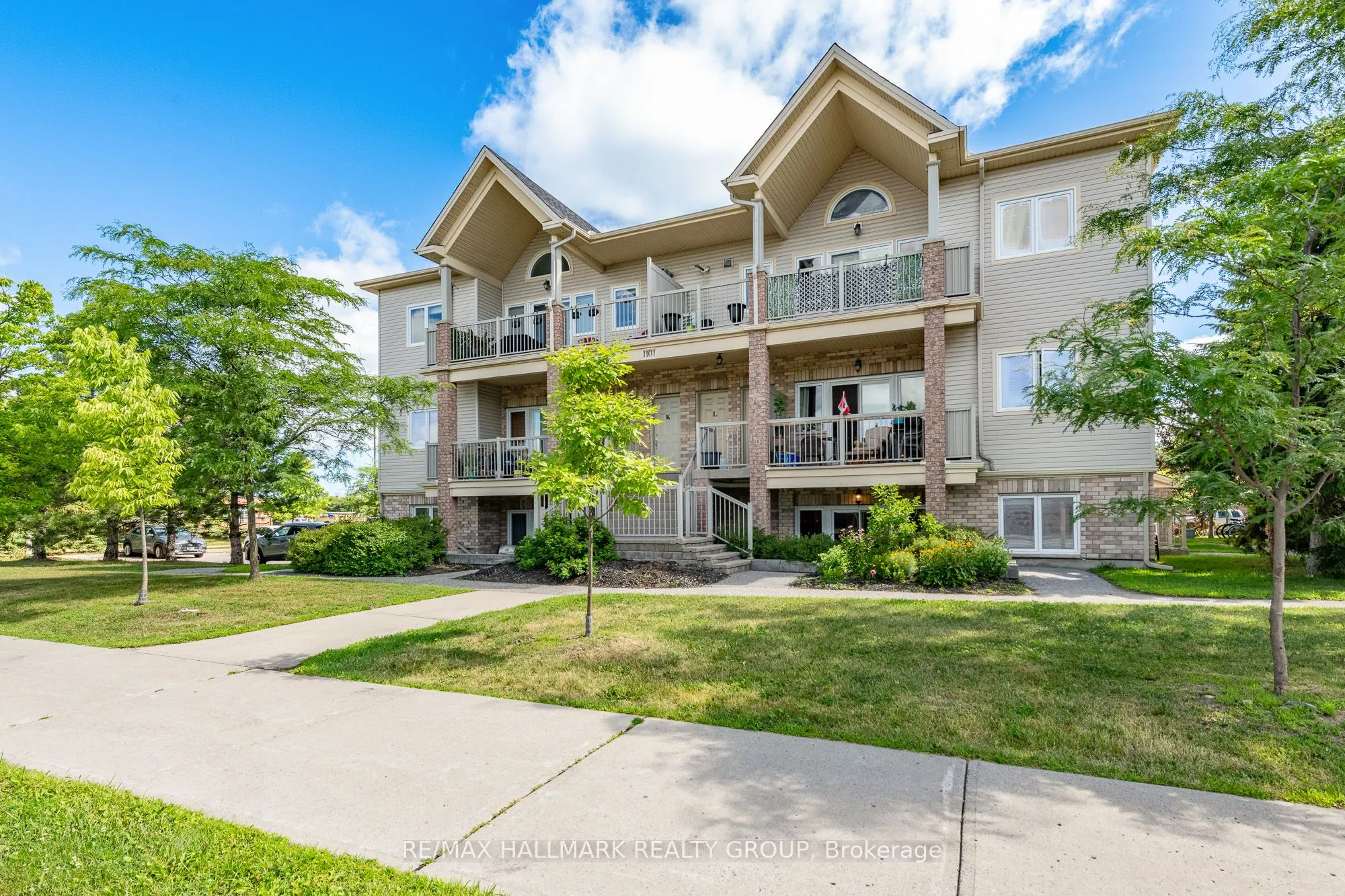 1101 Stittsville Main Street, #D