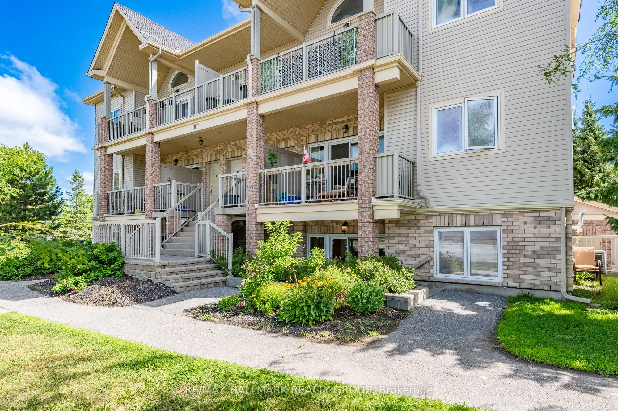 1101 Stittsville Main Street, #D