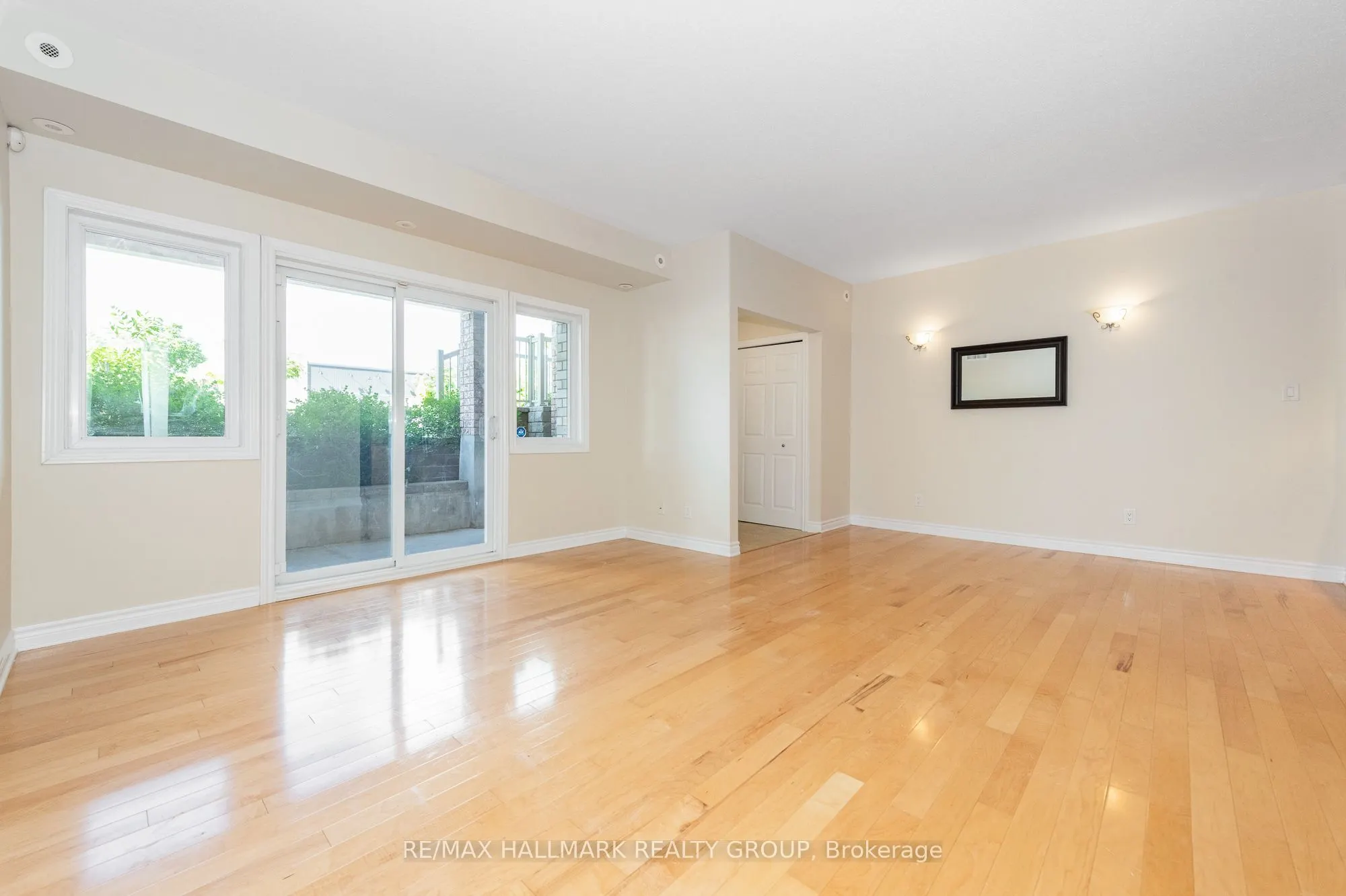 1101 Stittsville Main Street, #D