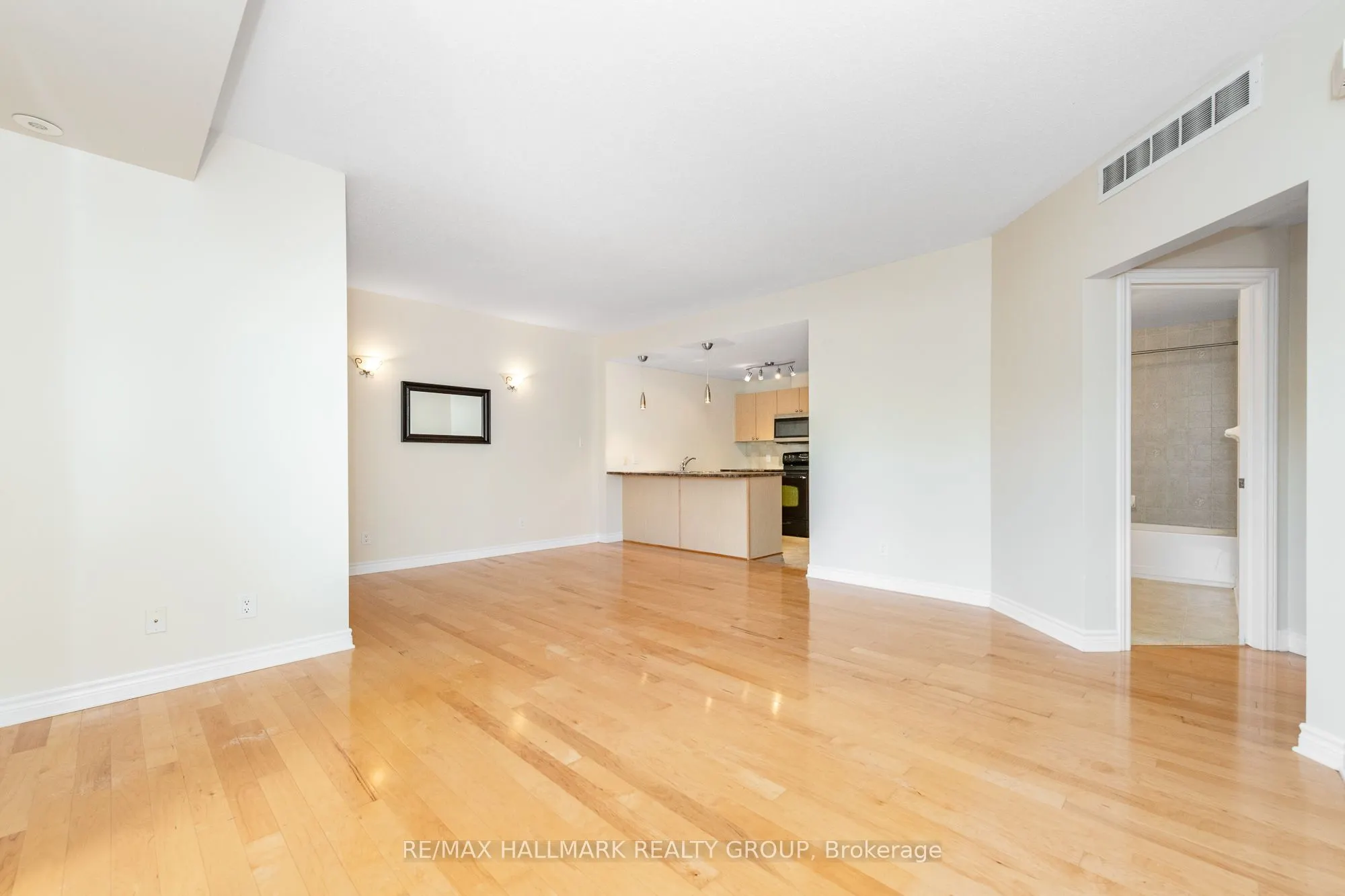 1101 Stittsville Main Street, #D