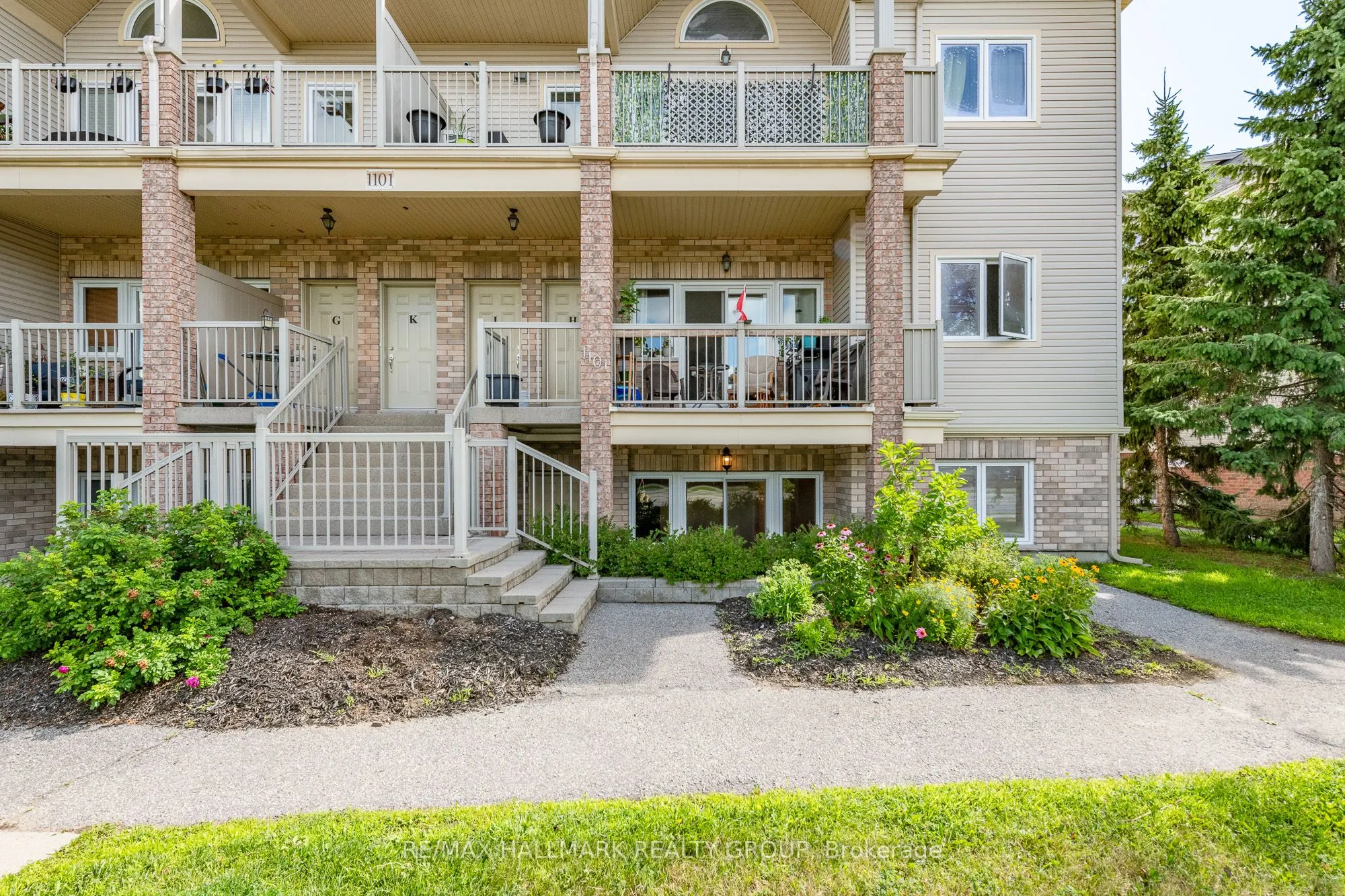 1101 Stittsville Main Street, #D