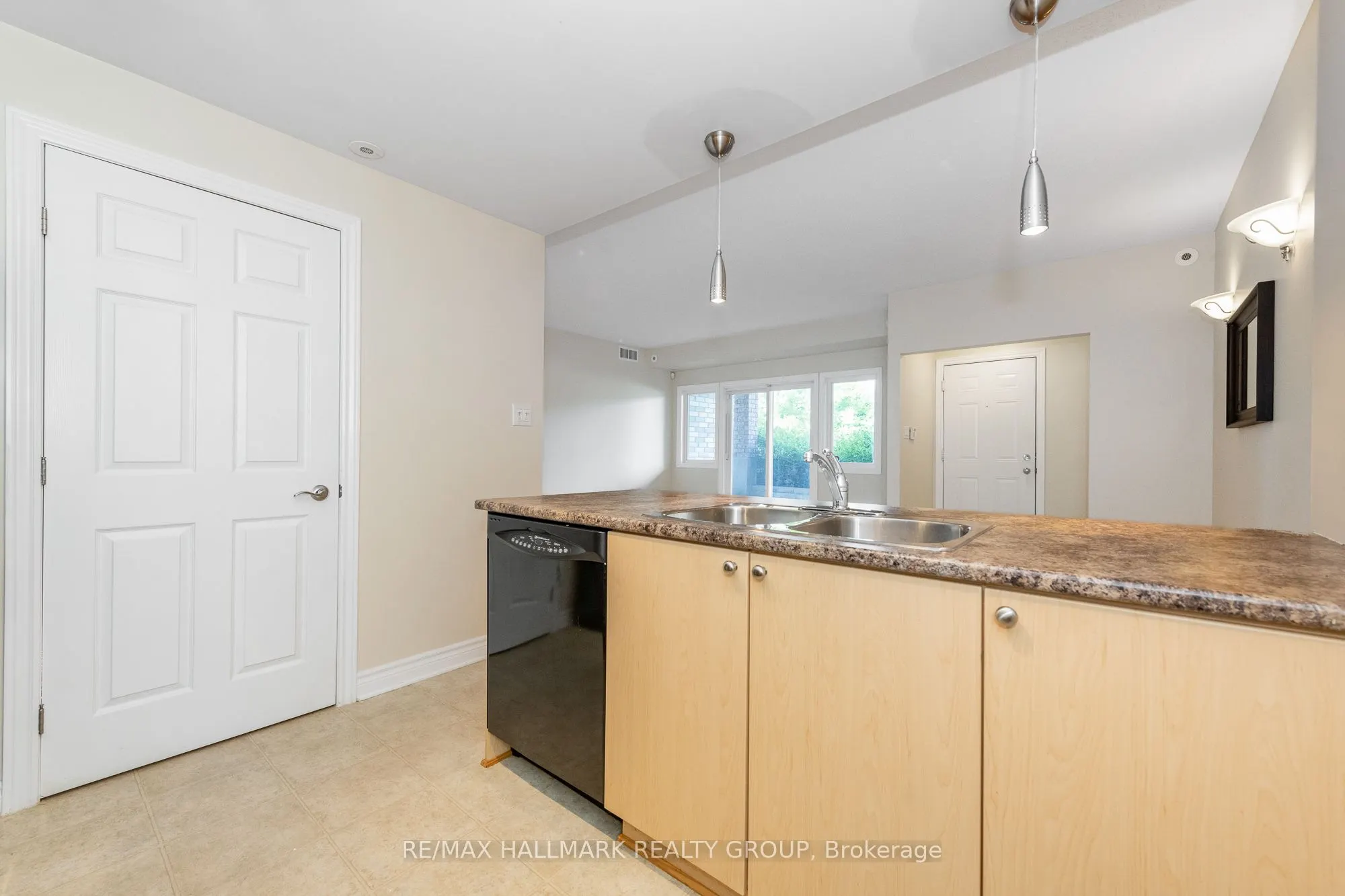 1101 Stittsville Main Street, #D