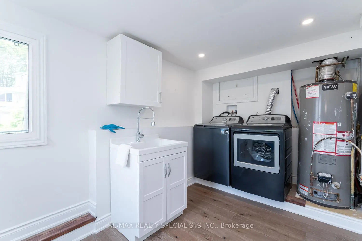 532 RIDGEWAY Road