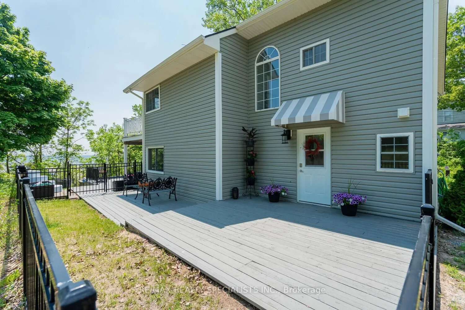 532 RIDGEWAY Road