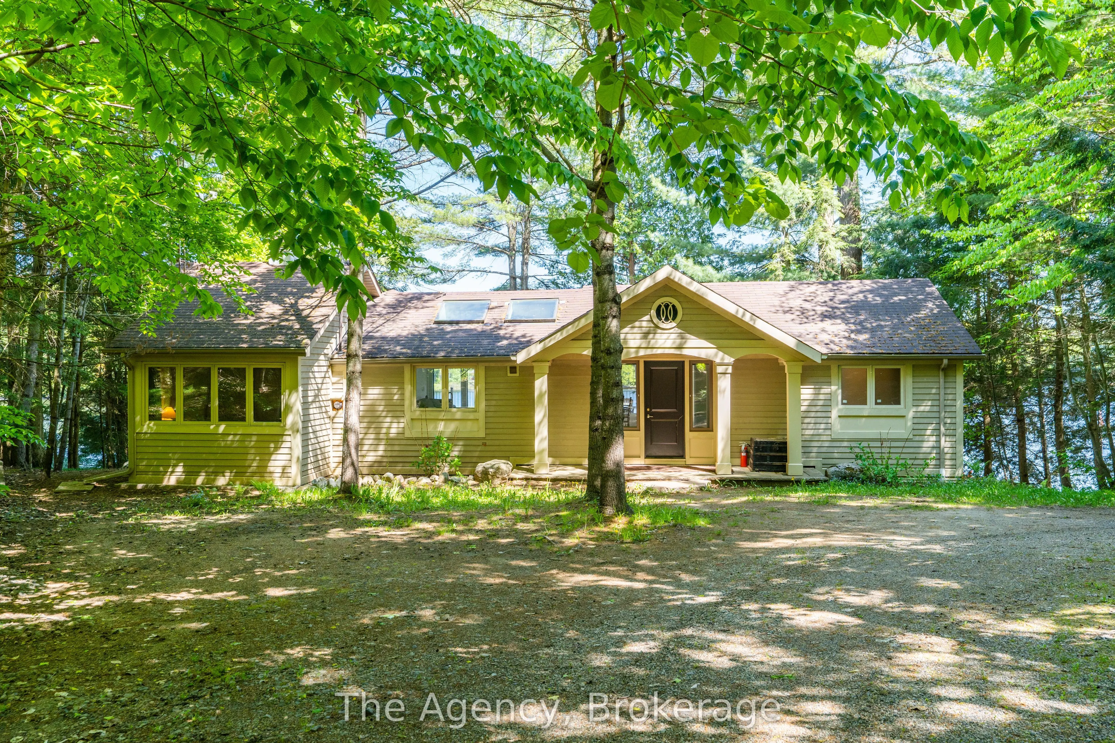 1059 Hallet Road