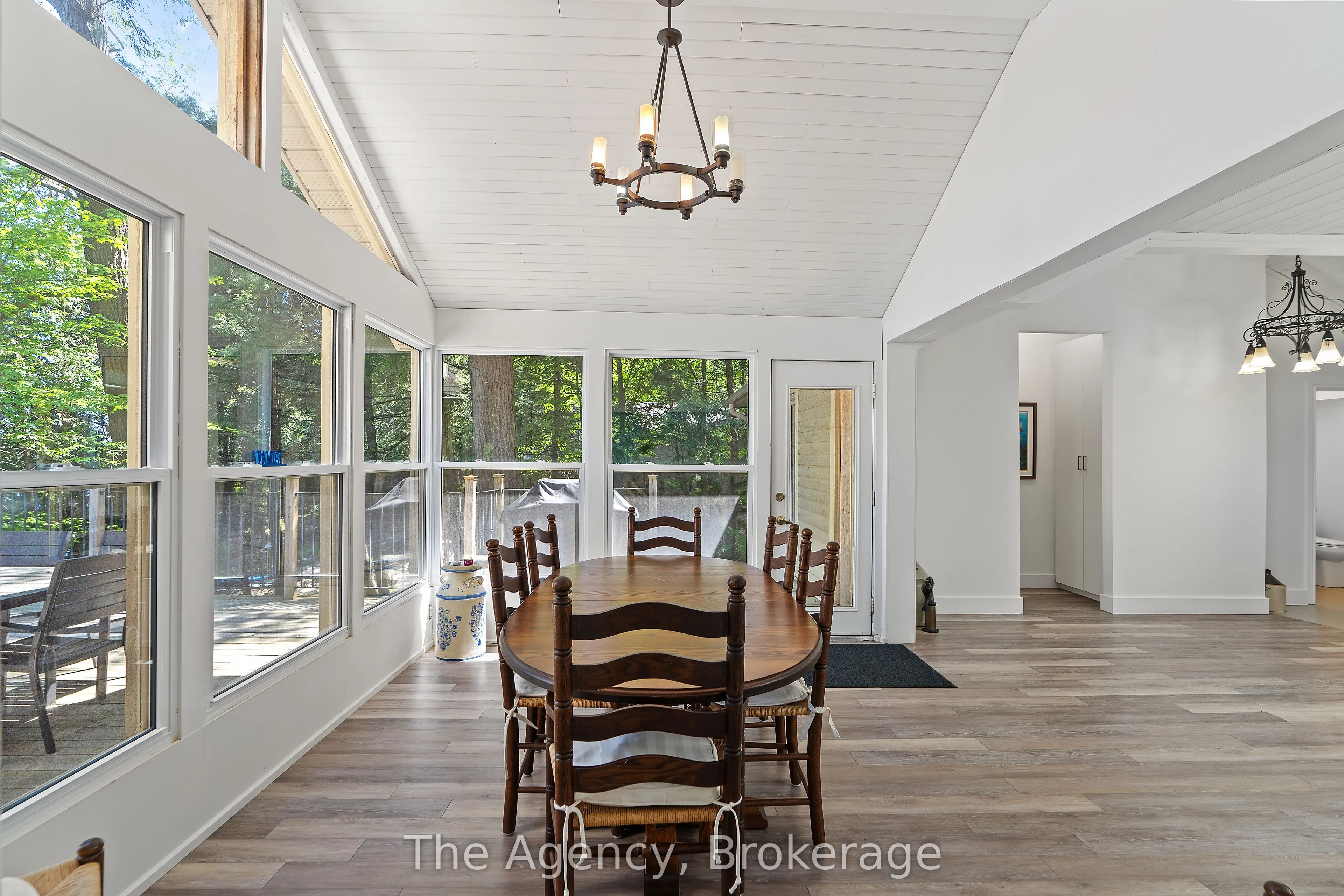 1059 Hallet Road