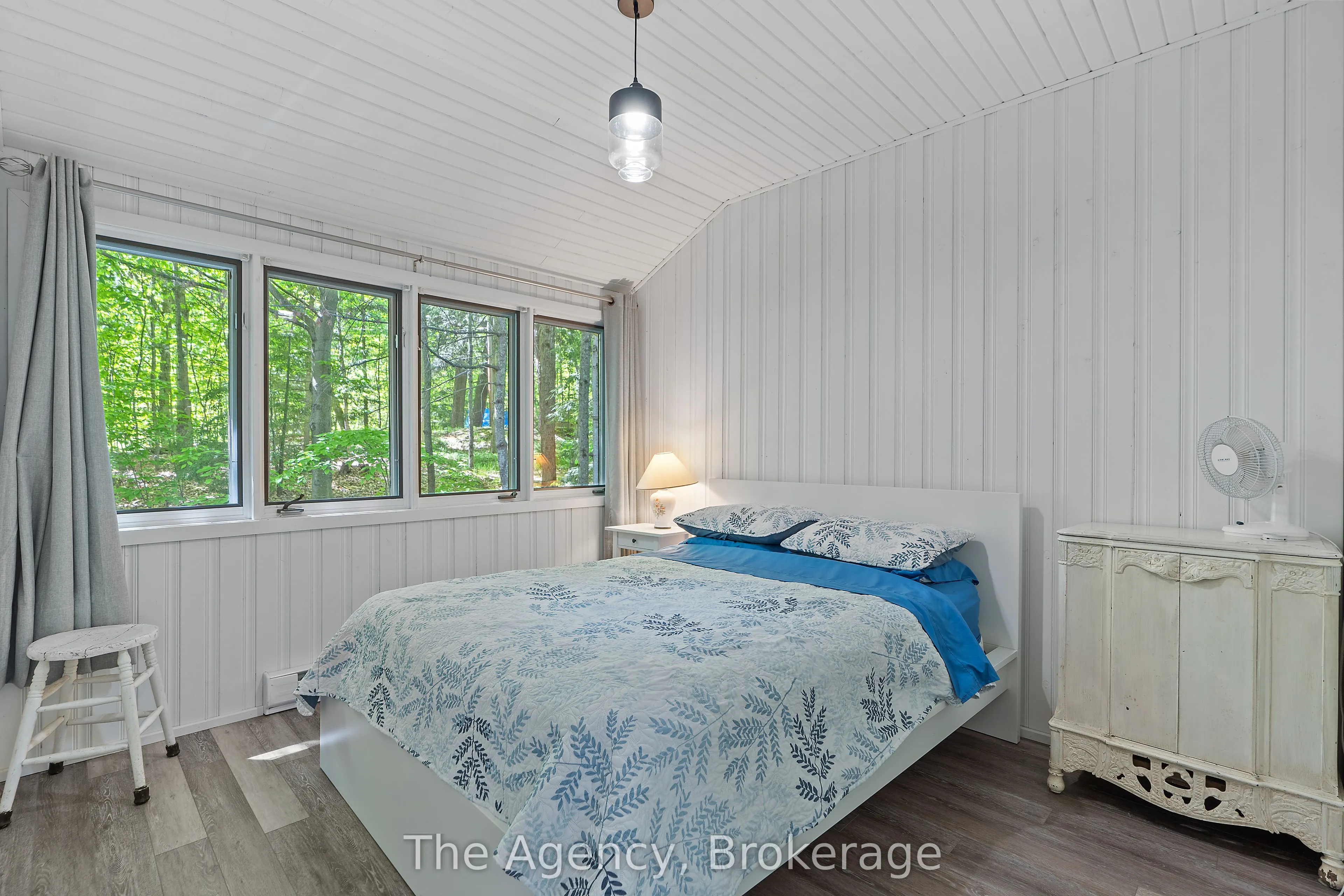 1059 Hallet Road