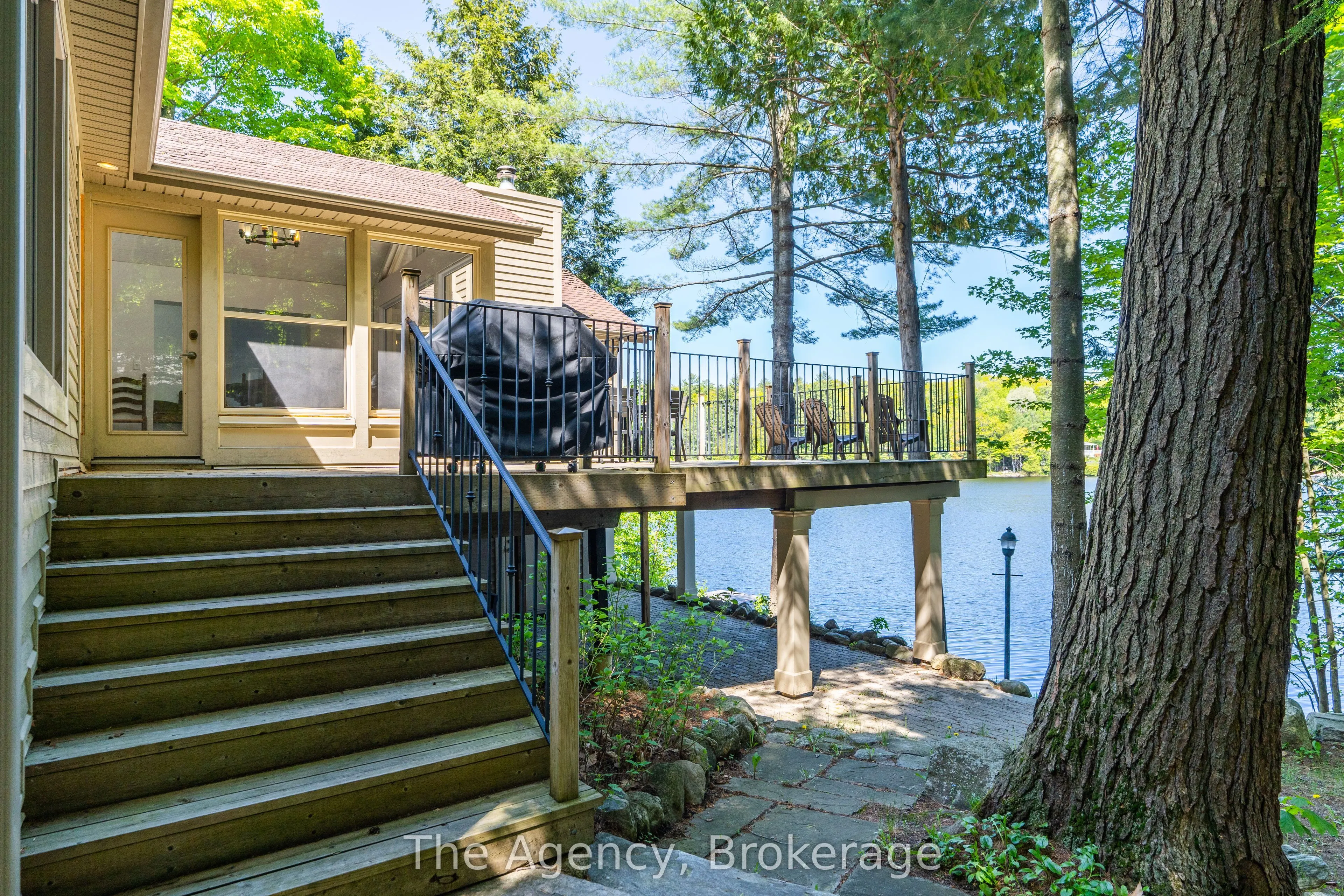 1059 Hallet Road
