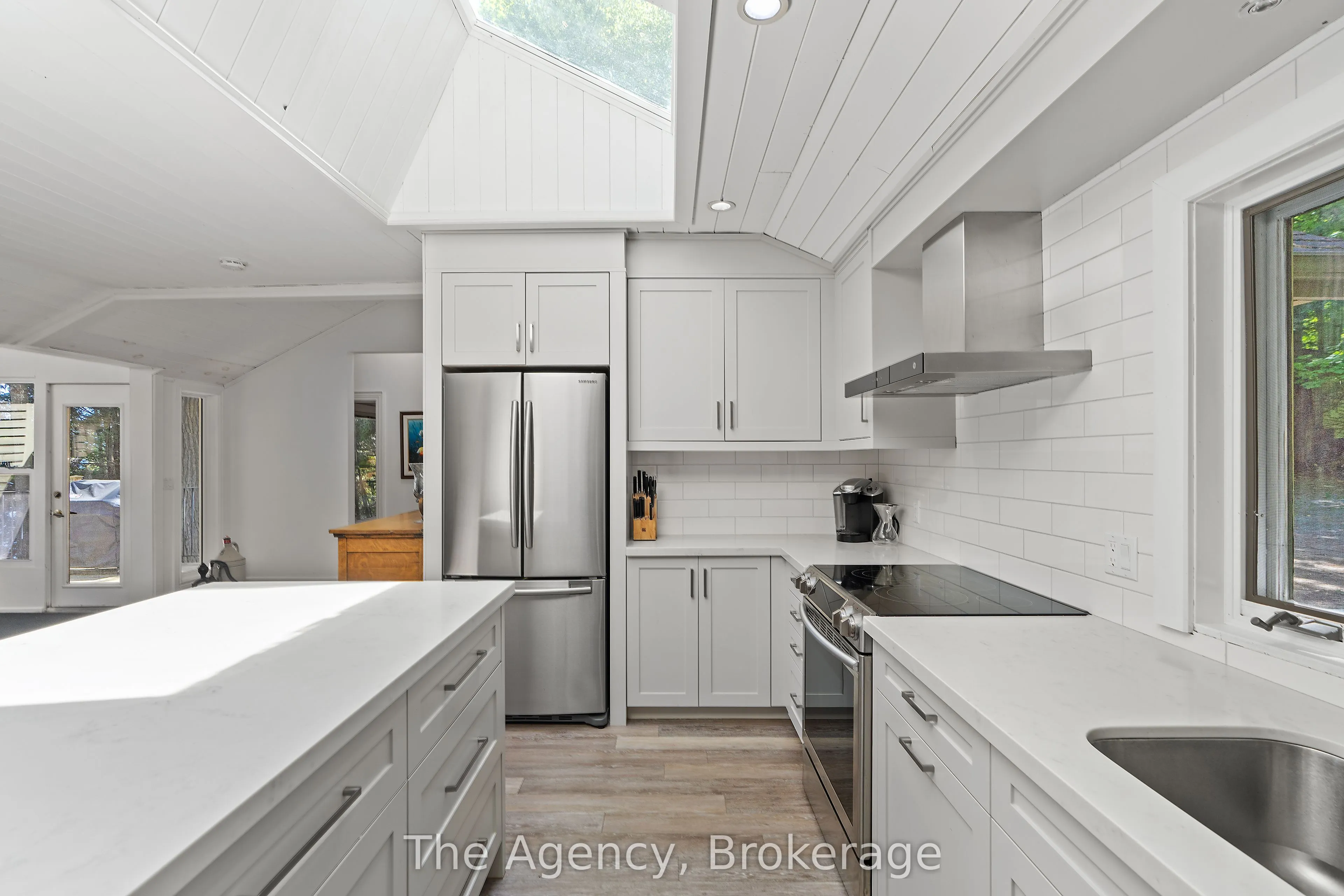 1059 Hallet Road