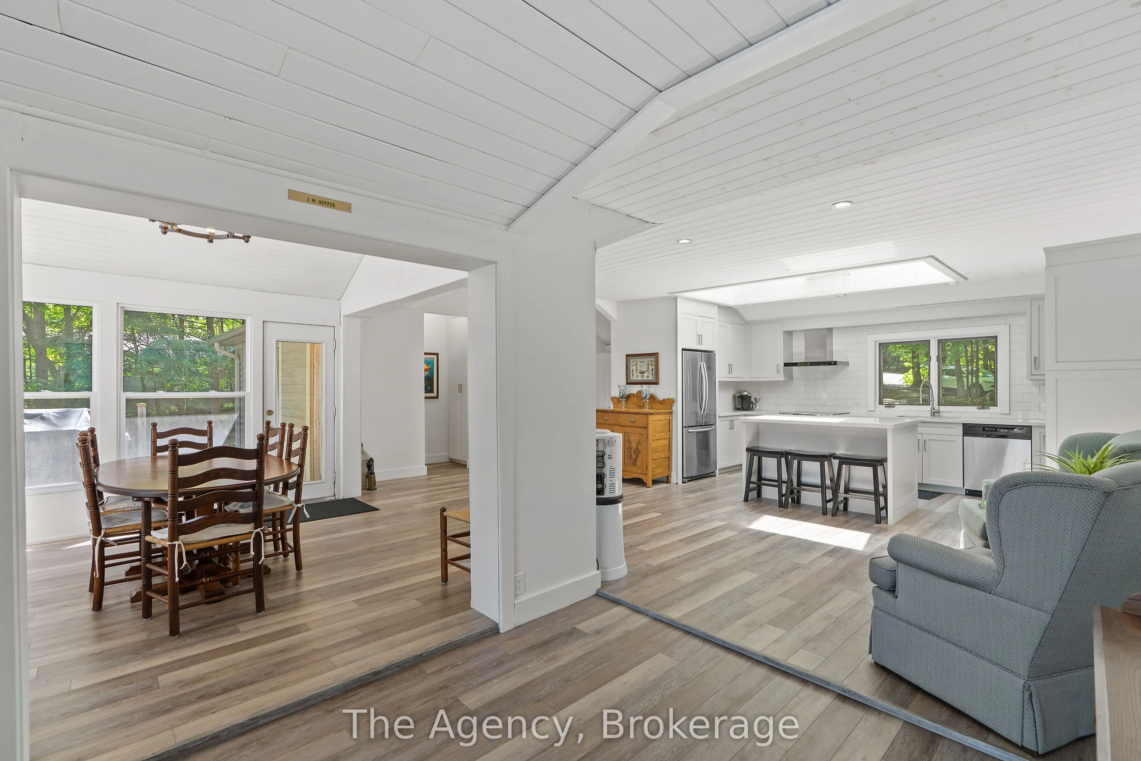 1059 Hallet Road
