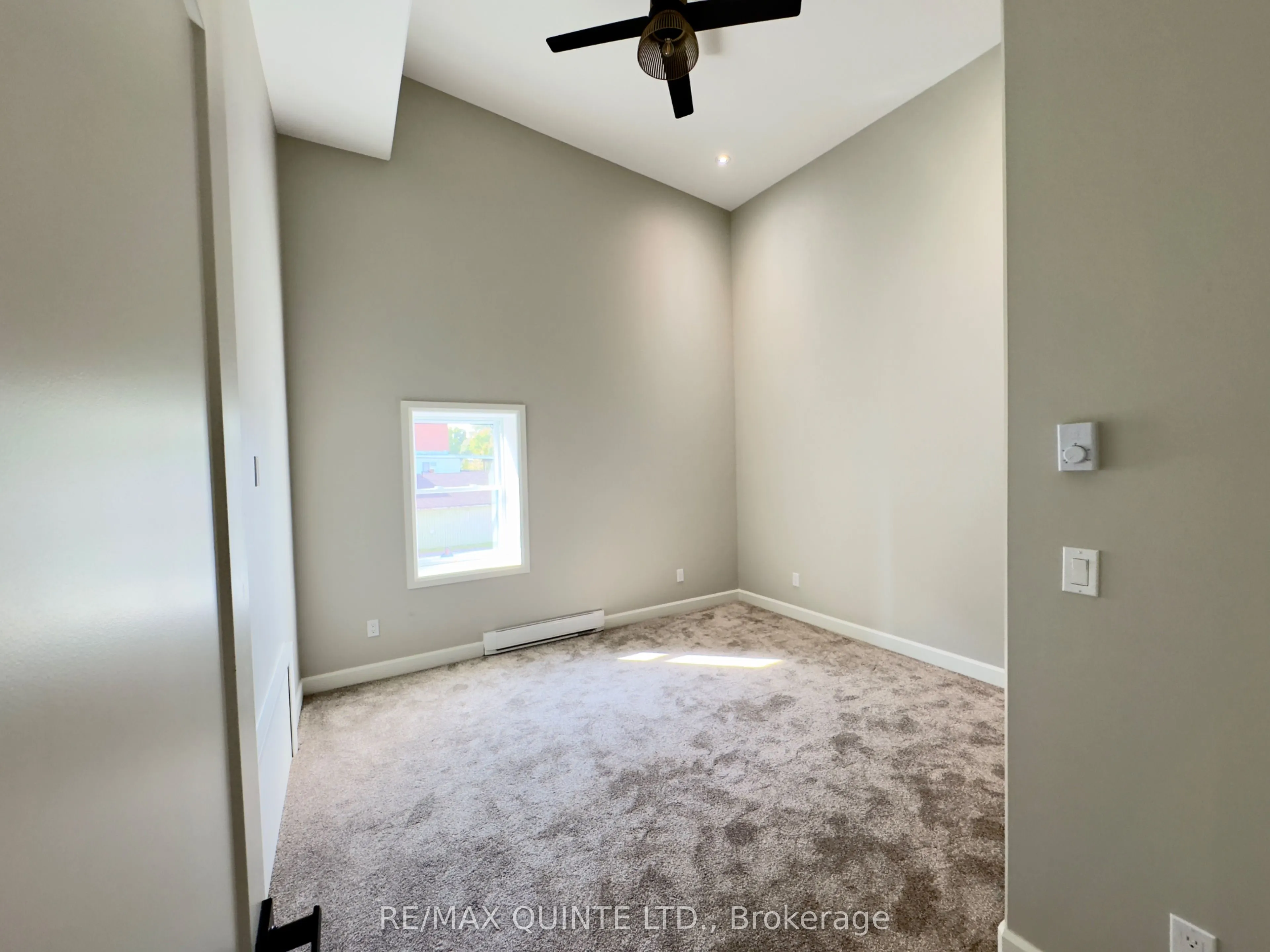 330 Victoria Street, #6