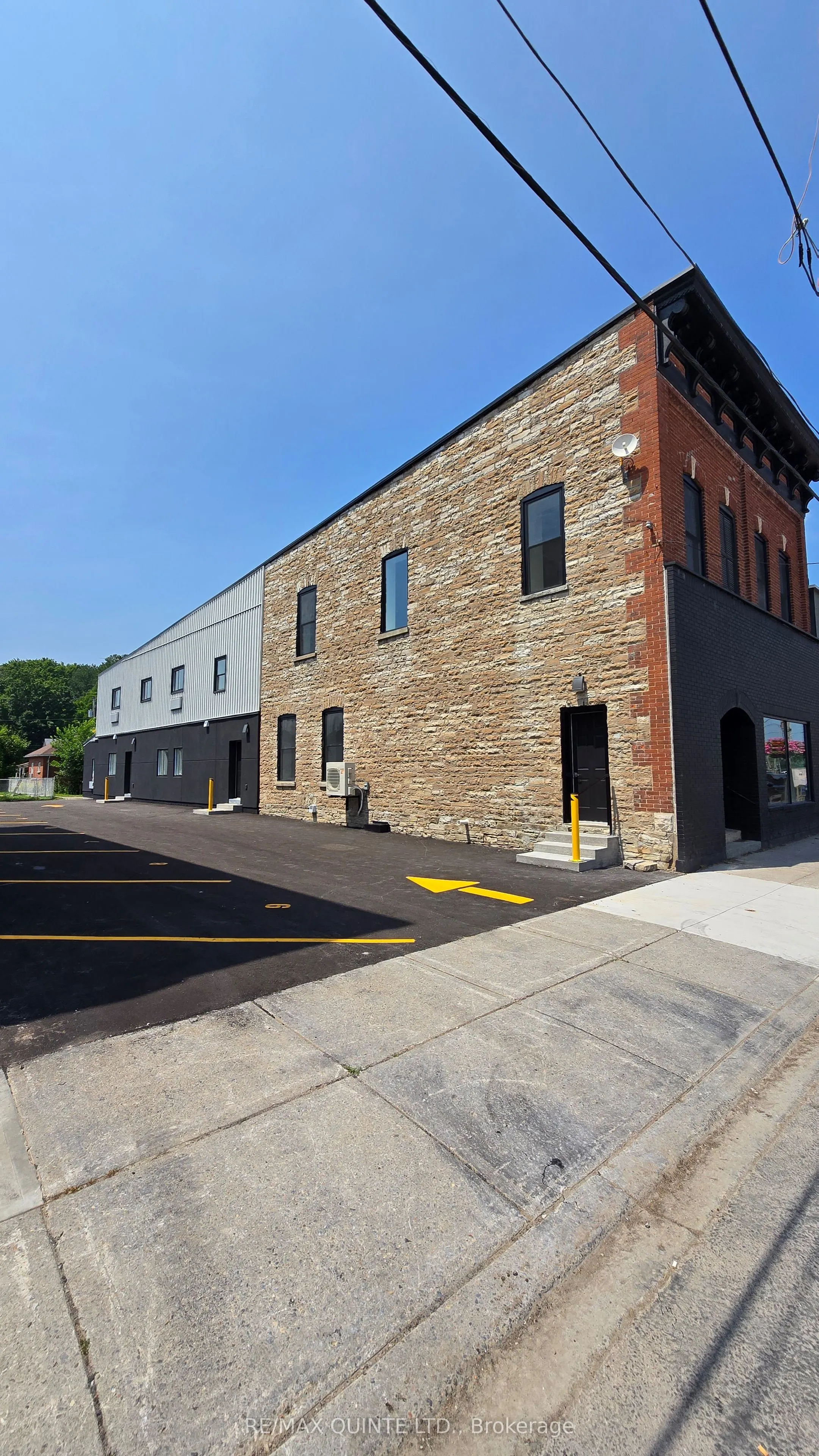 330 Victoria Street, #6