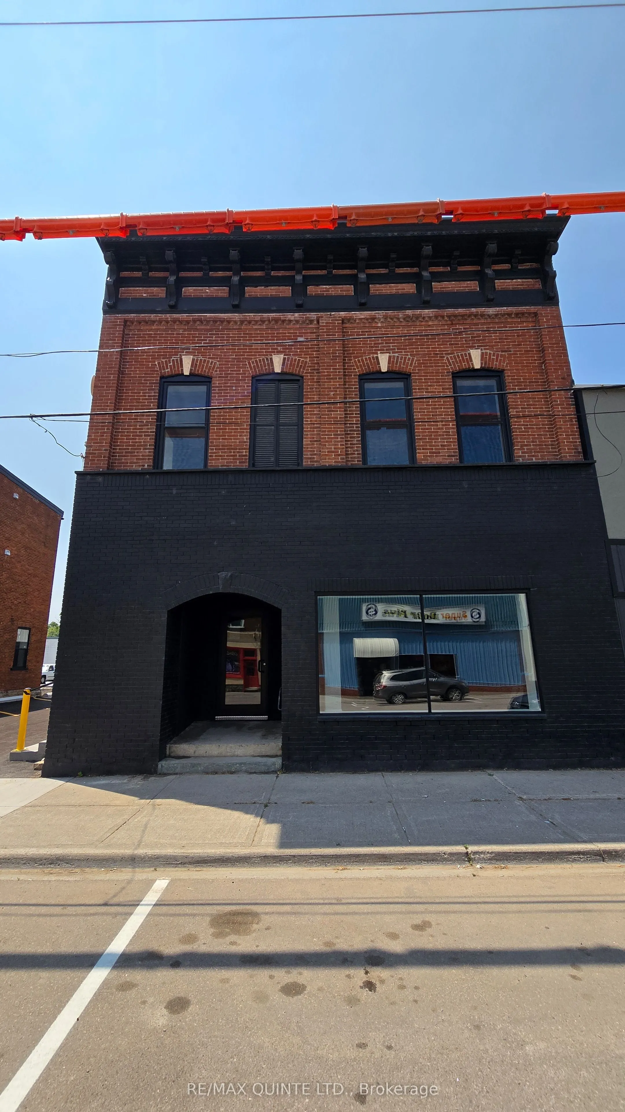 330 Victoria Street, #6