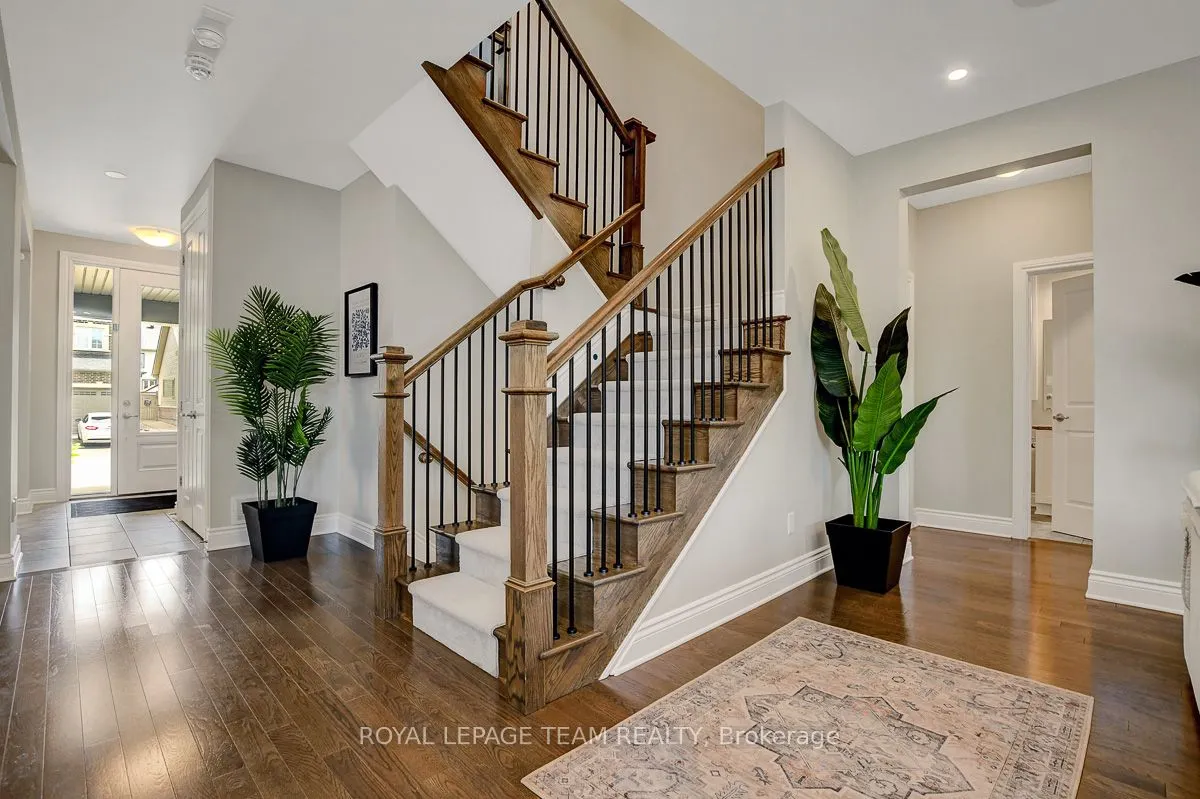 879 Percival Crescent