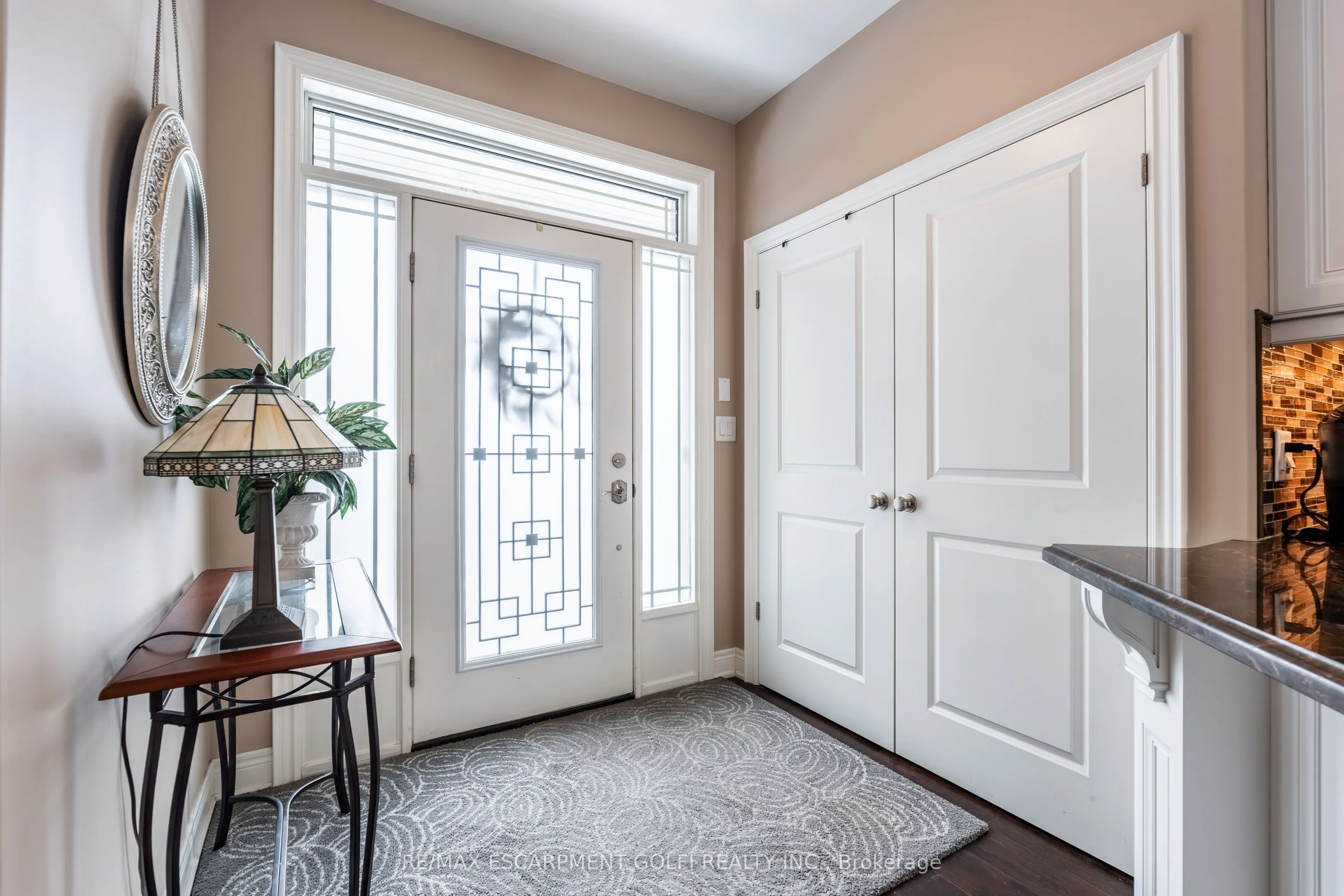 6186 Dorchester Road, #106