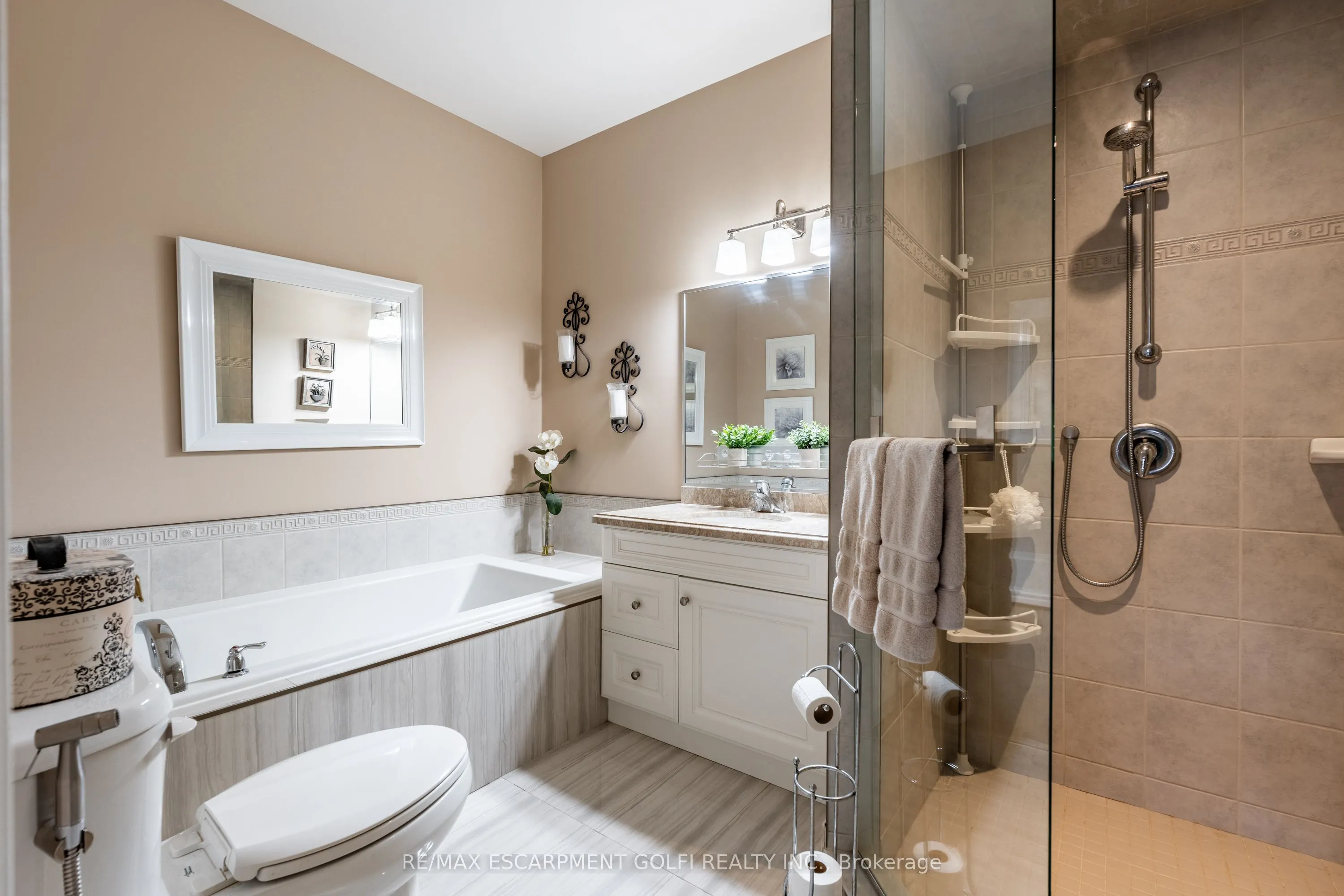 6186 Dorchester Road, #106