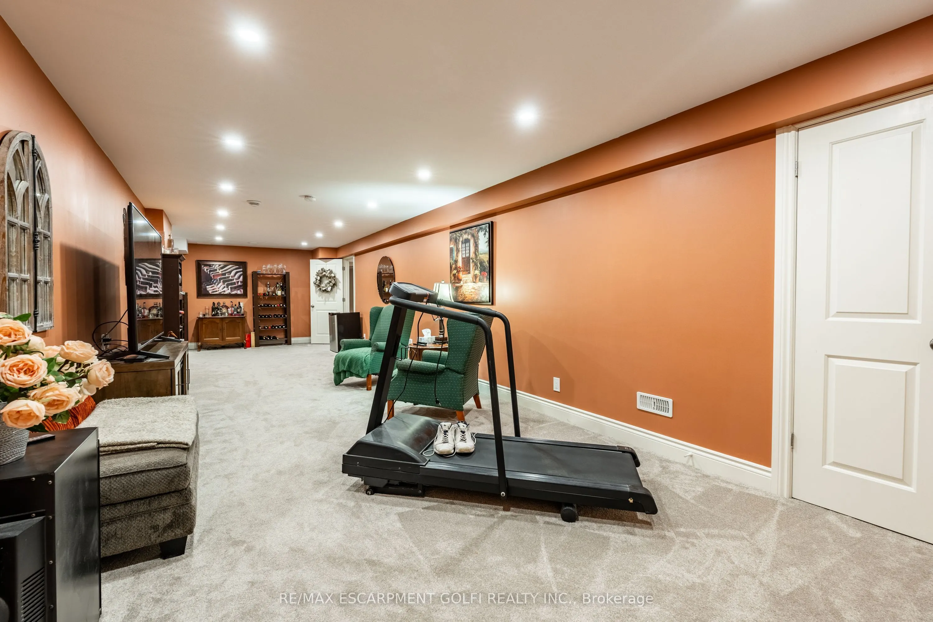 6186 Dorchester Road, #106