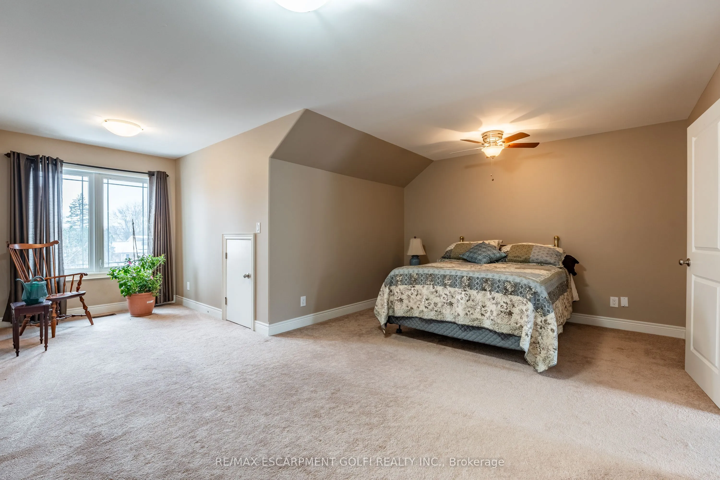 6186 Dorchester Road, #106