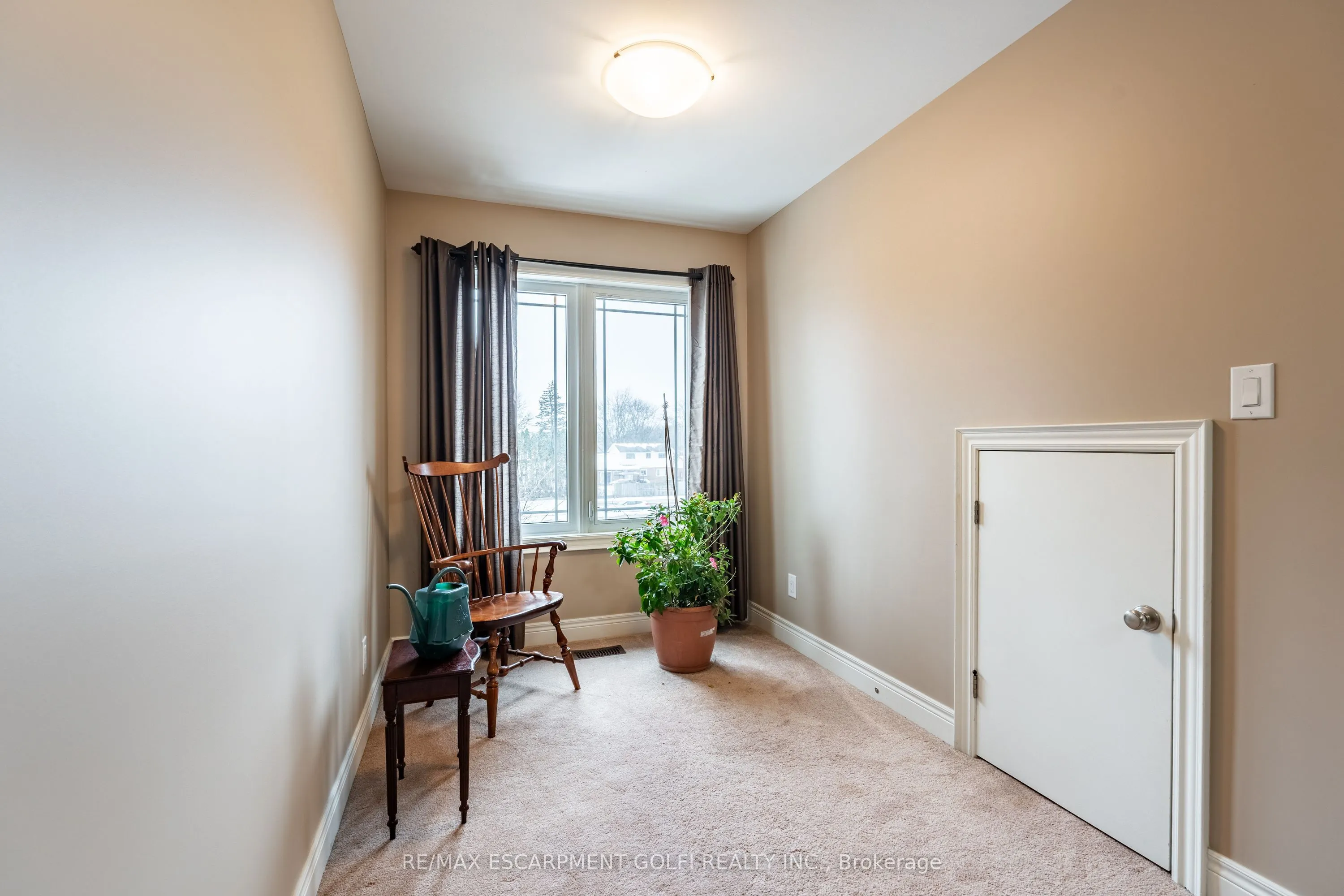 6186 Dorchester Road, #106