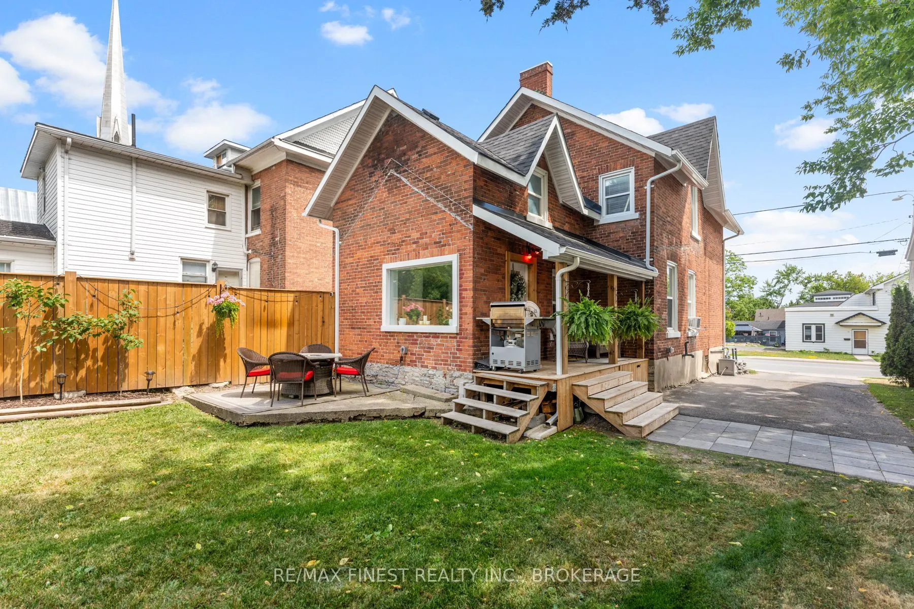 55 Bridge Street W