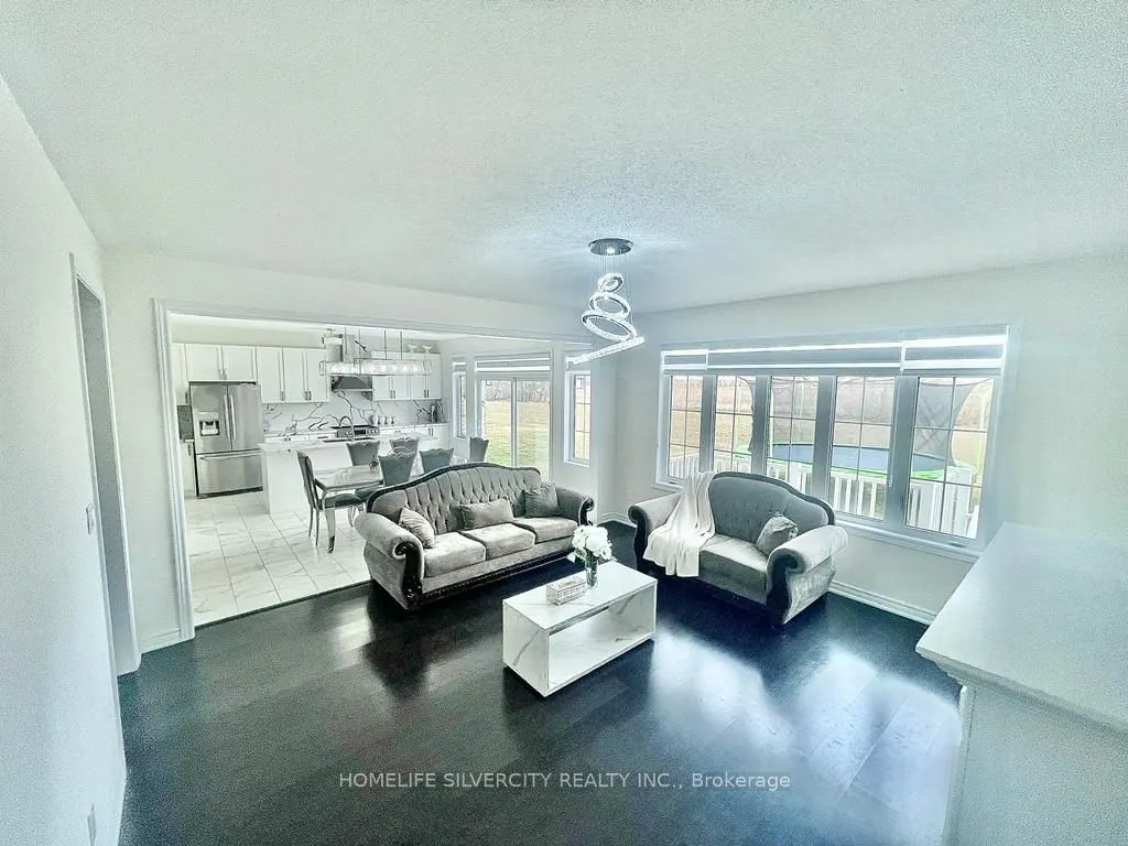 111 Oak Avenue