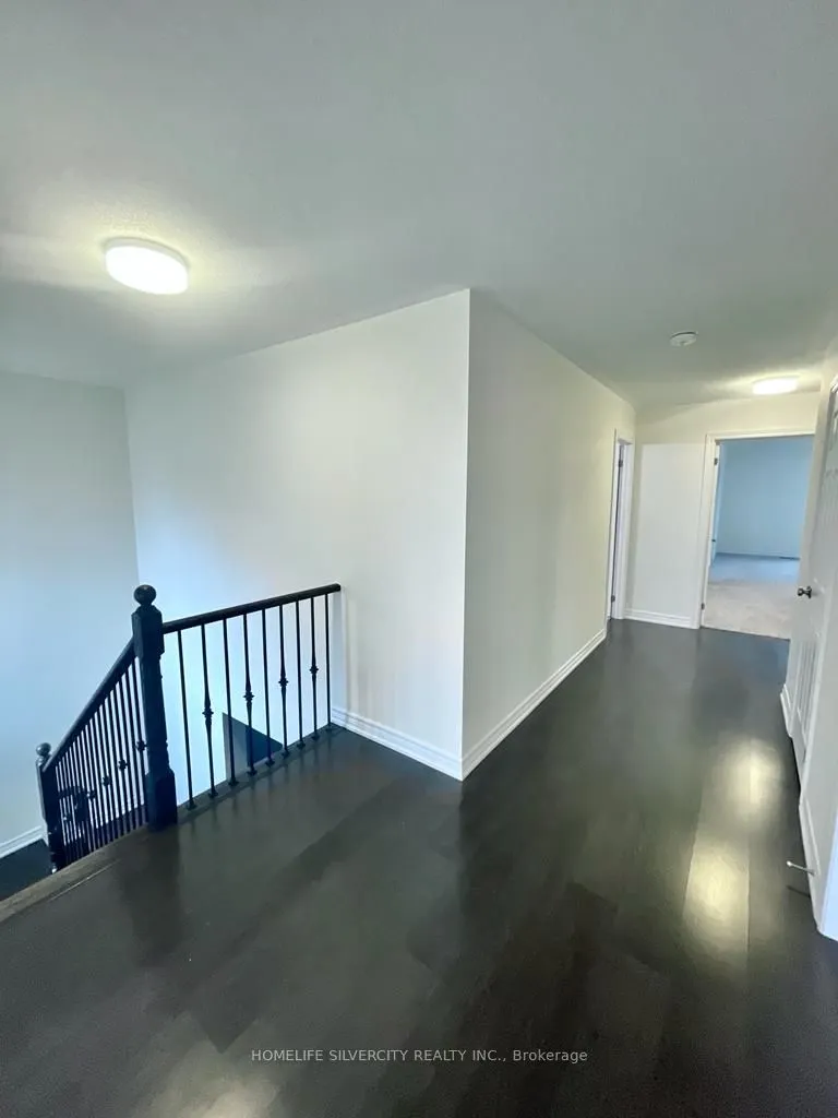 111 Oak Avenue