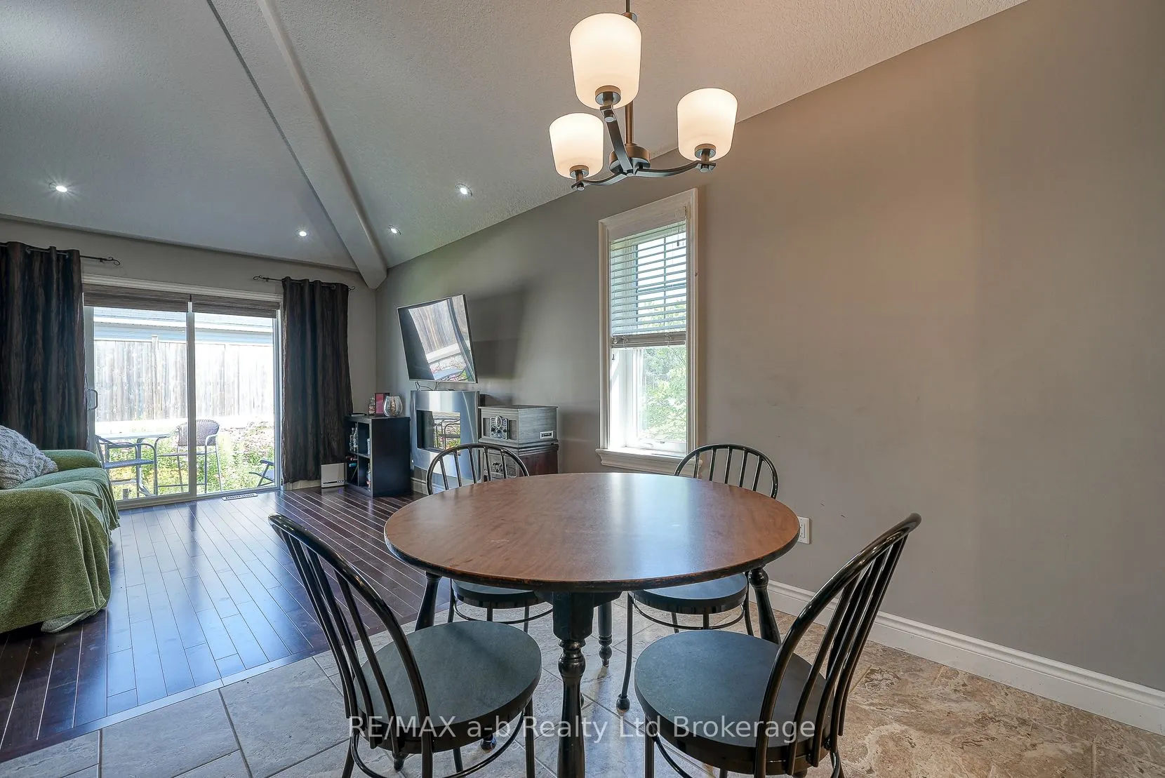 175 Ingersoll Street, #1