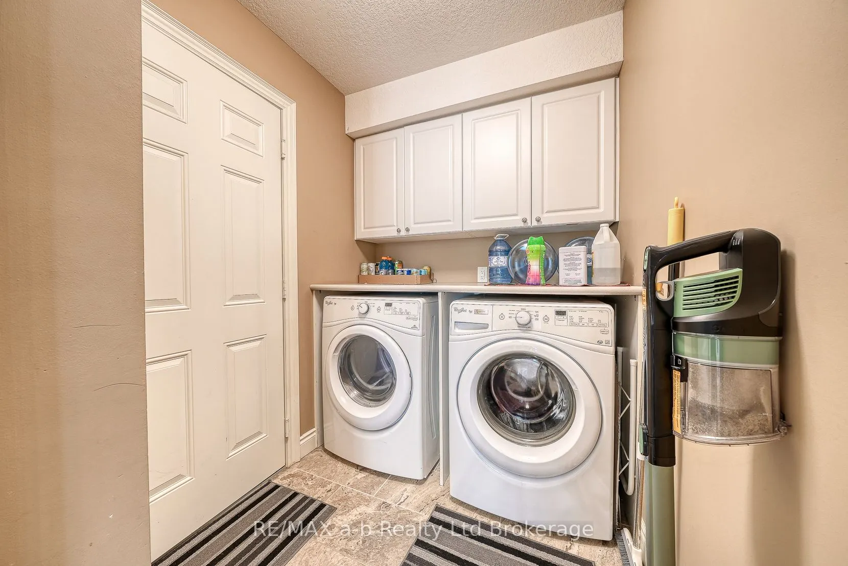 175 Ingersoll Street, #1
