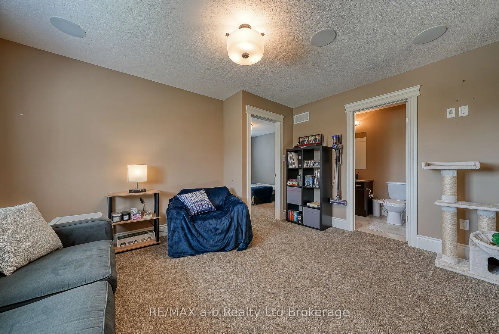 175 Ingersoll Street, #1