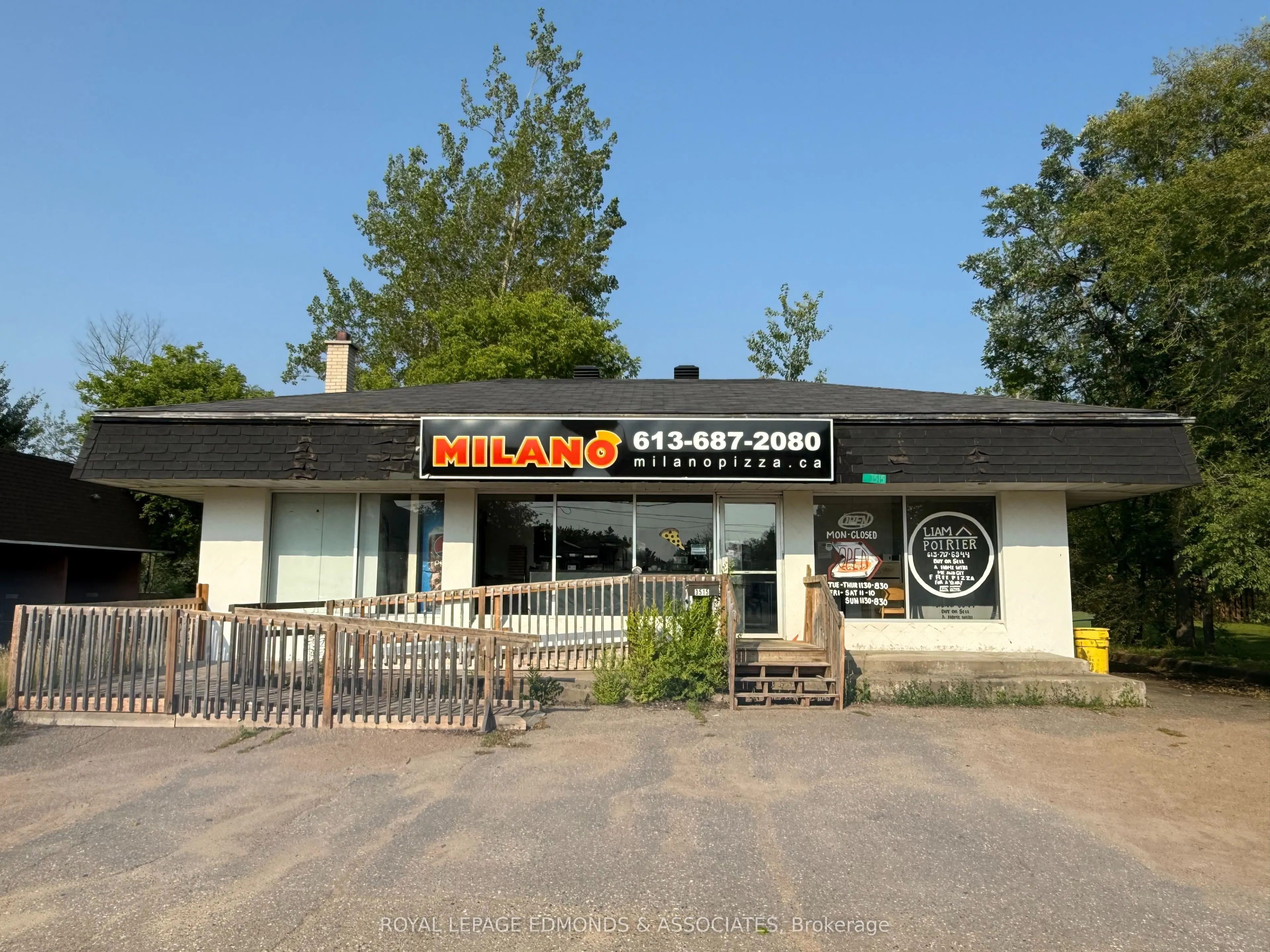 3515 Petawawa Boulevard