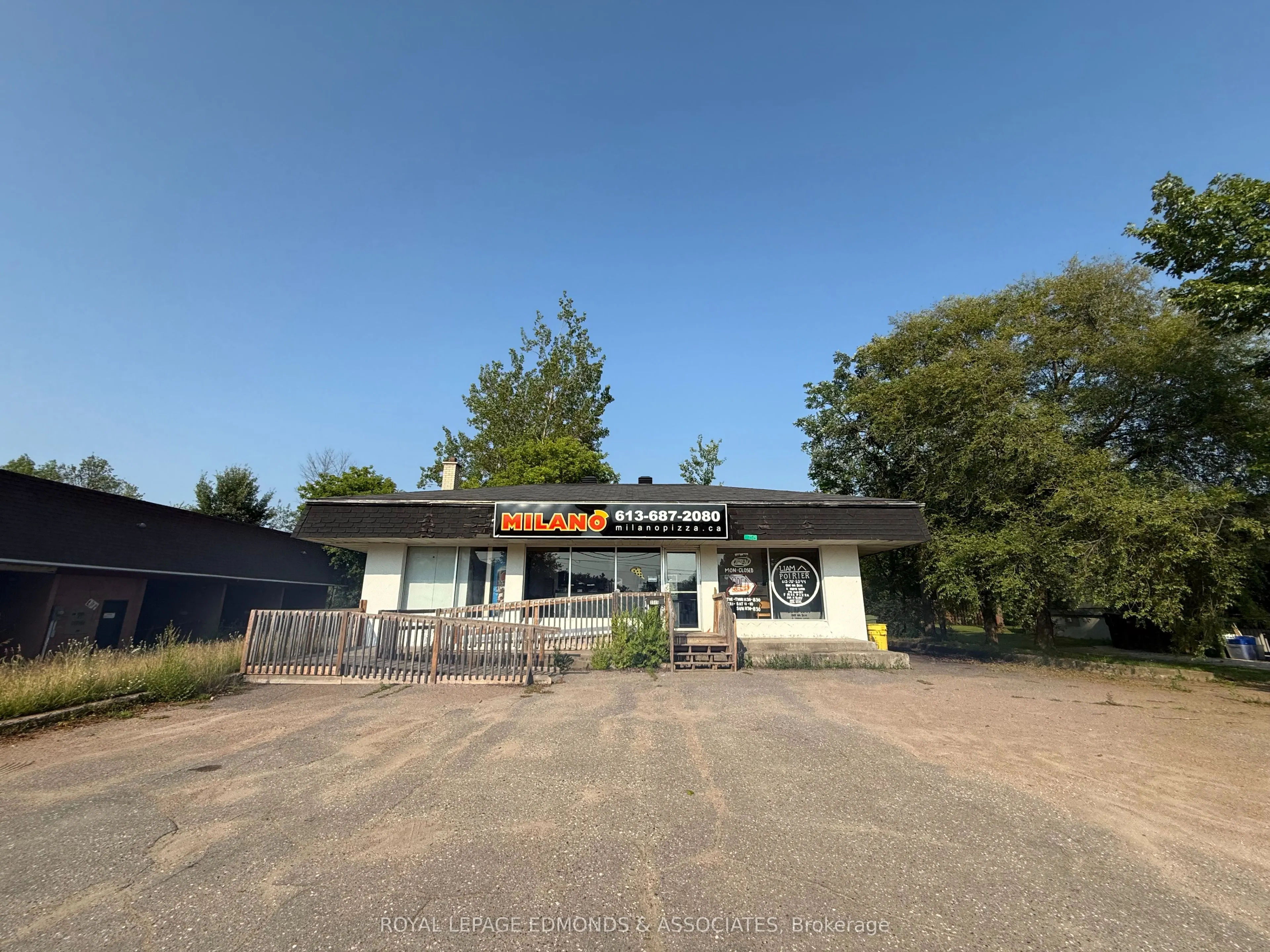 3515 Petawawa Boulevard