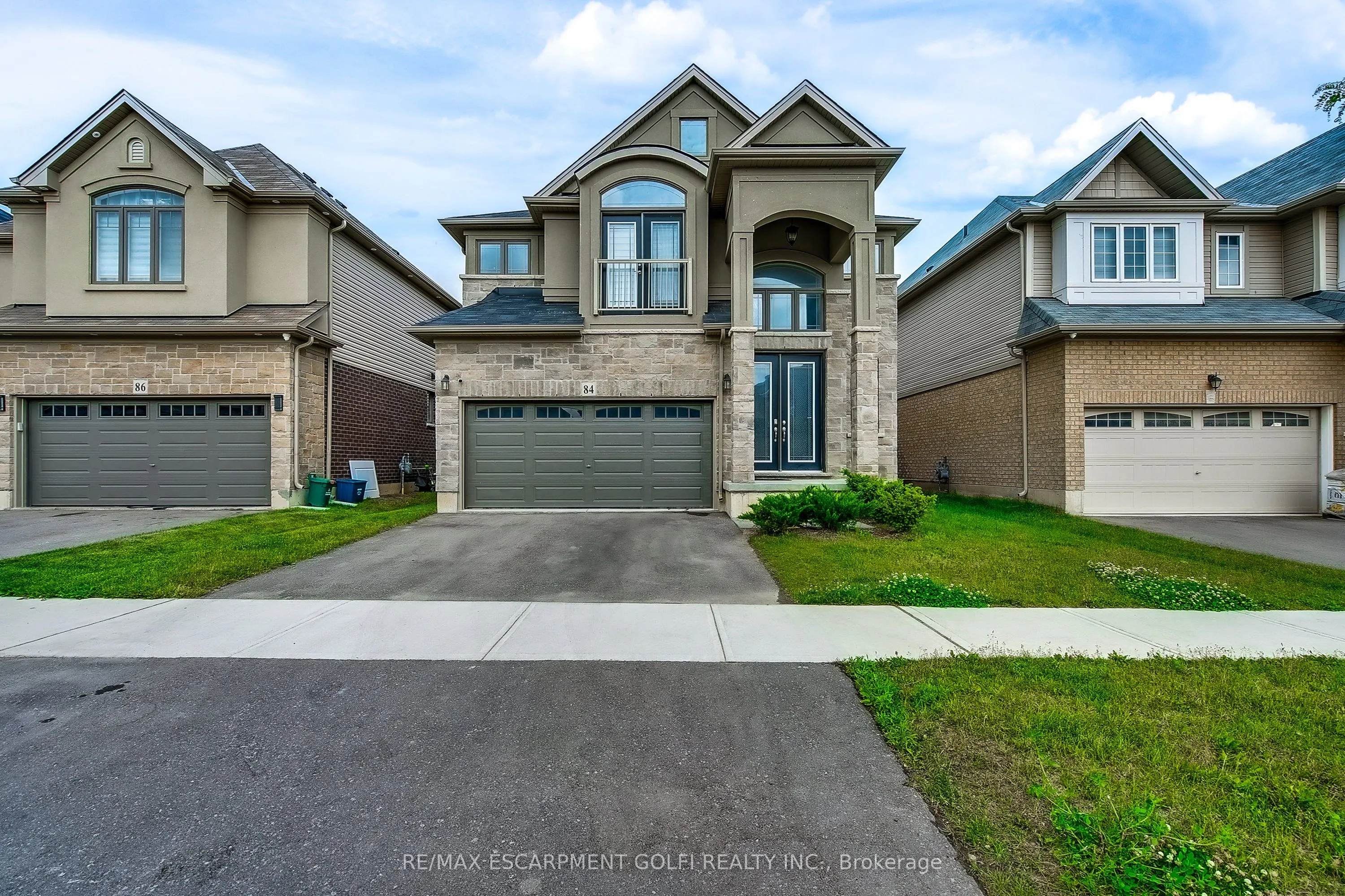 84 Cooke Avenue