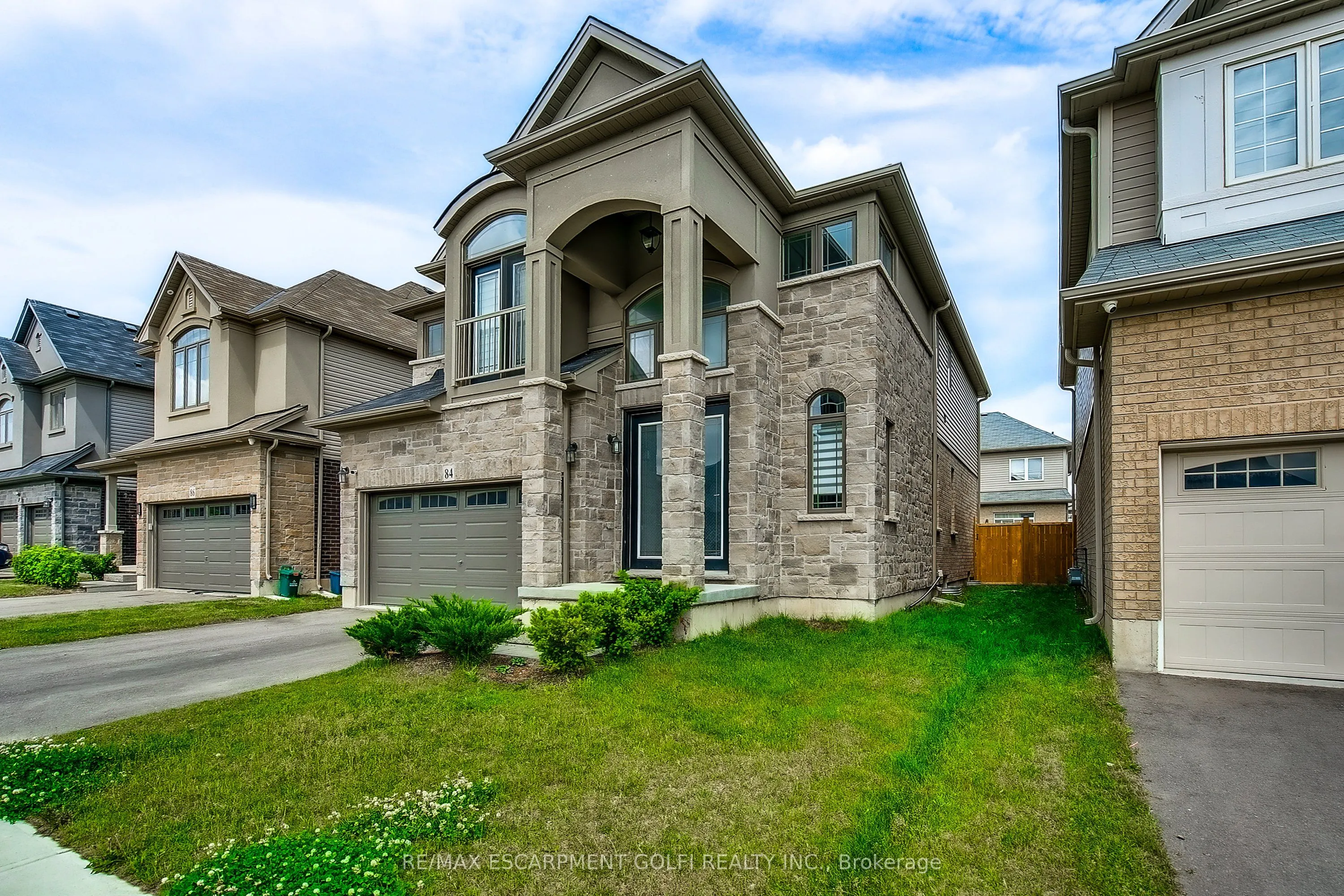 84 Cooke Avenue