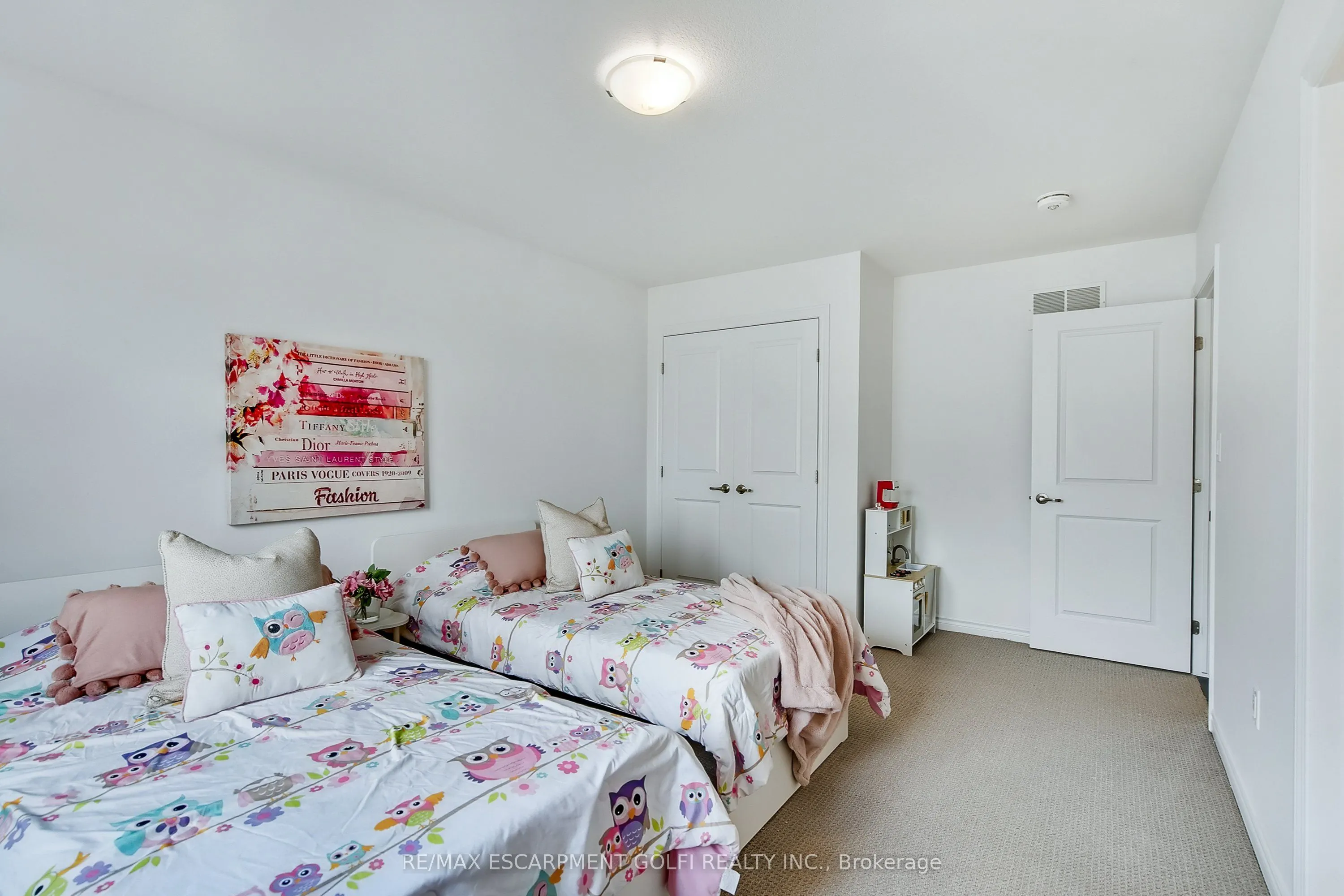 84 Cooke Avenue