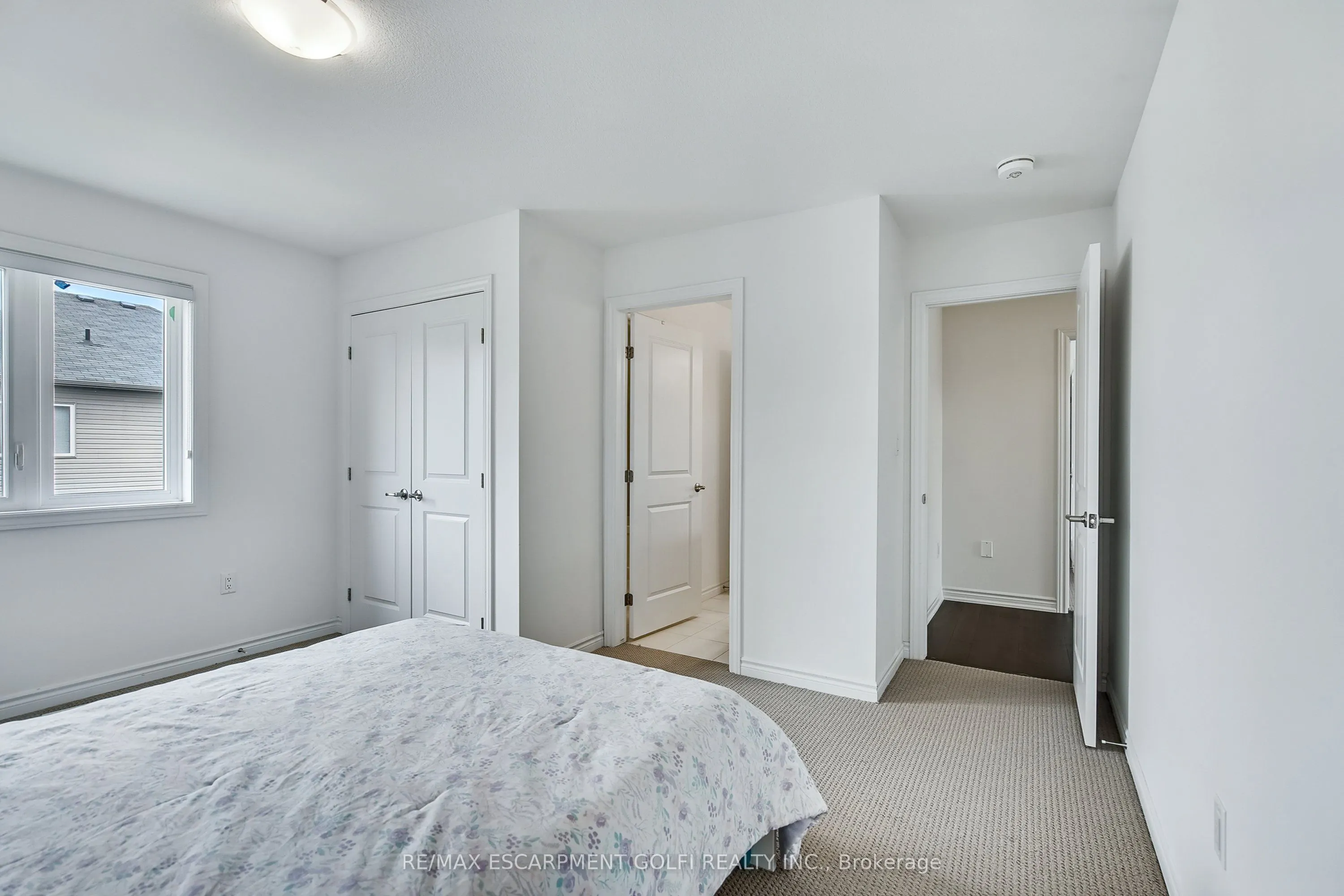 84 Cooke Avenue