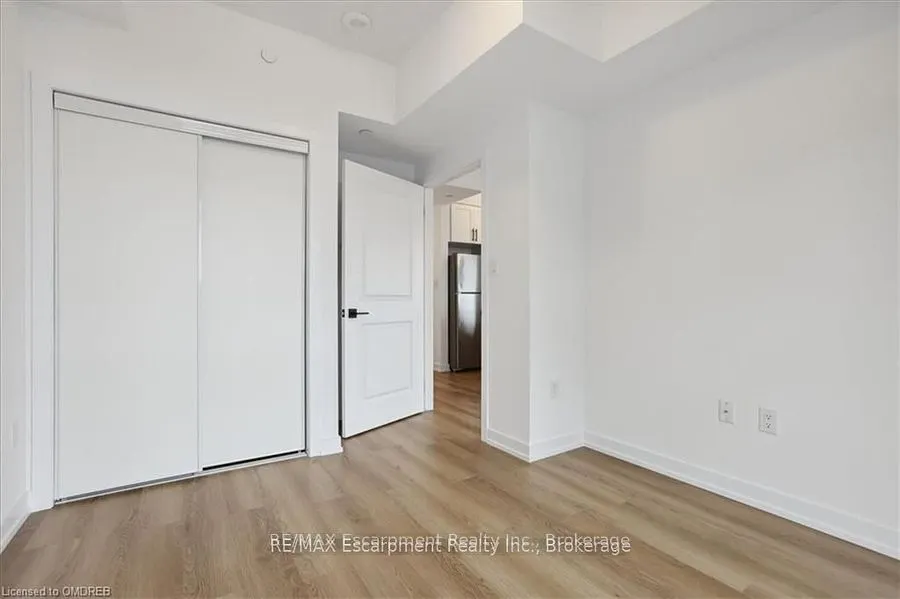470 DUNDAS Street E, #423