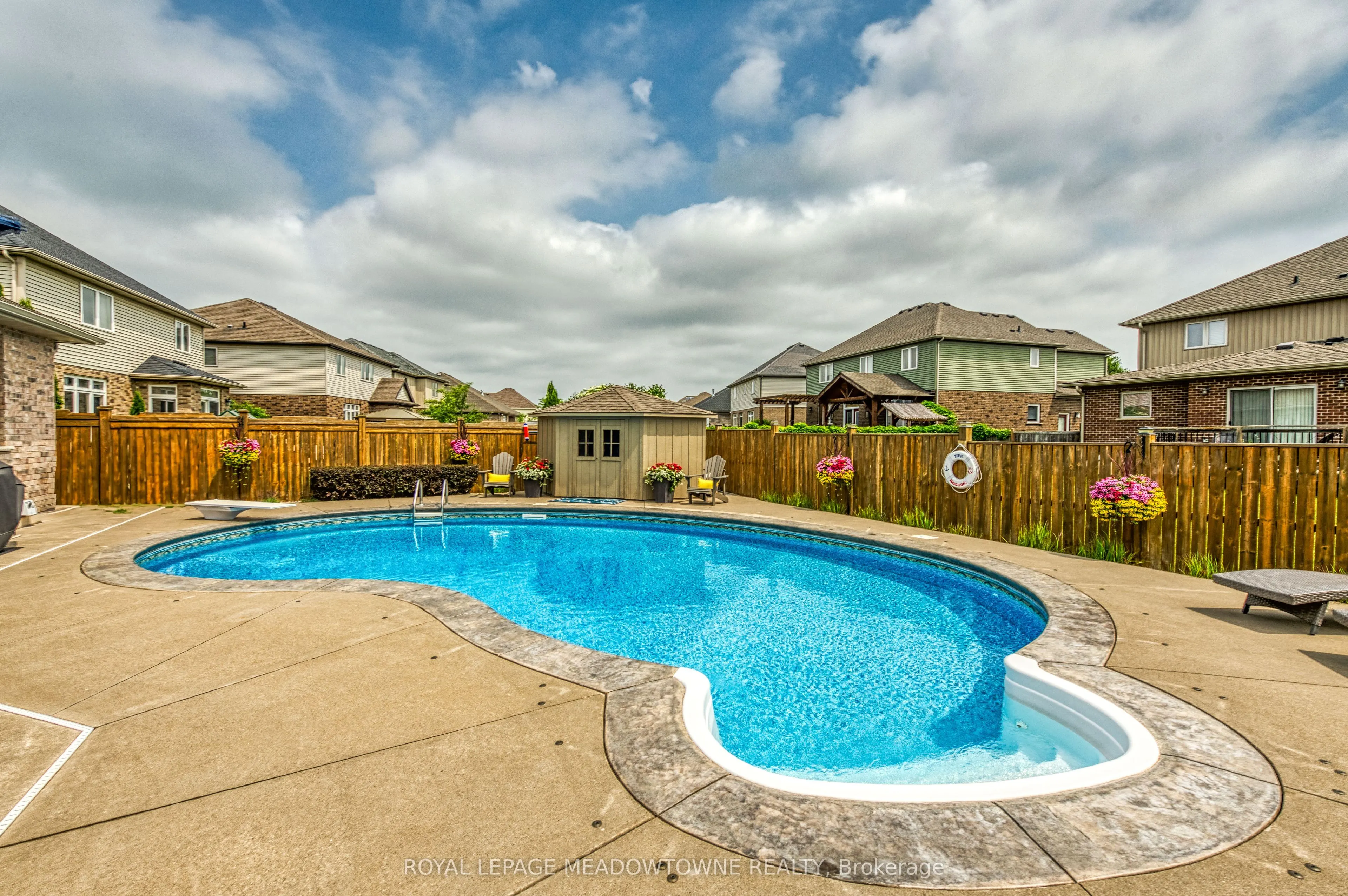 308 Creekside Drive