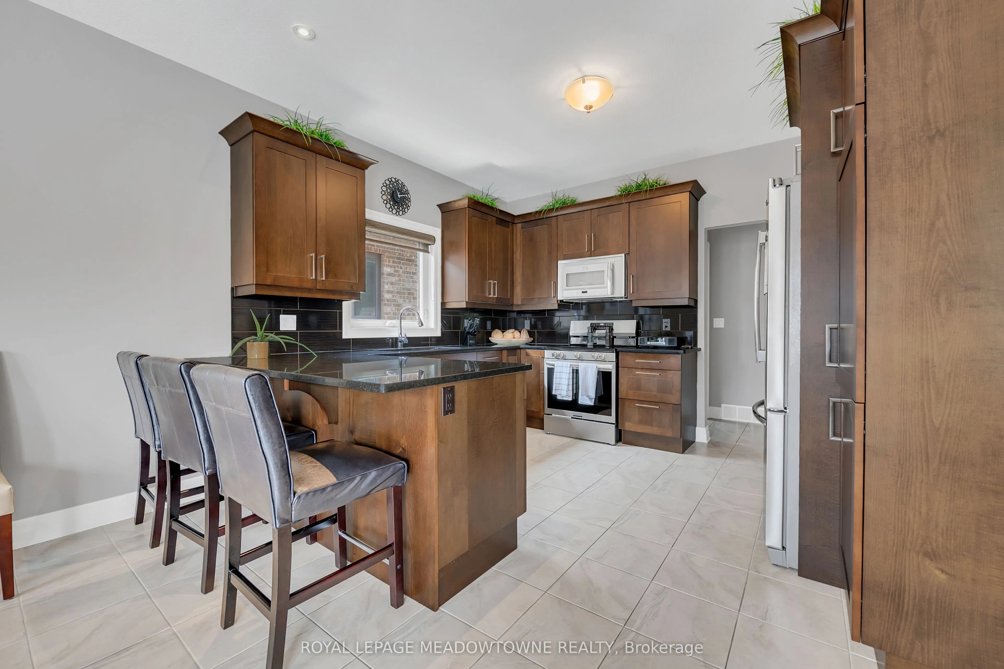 308 Creekside Drive