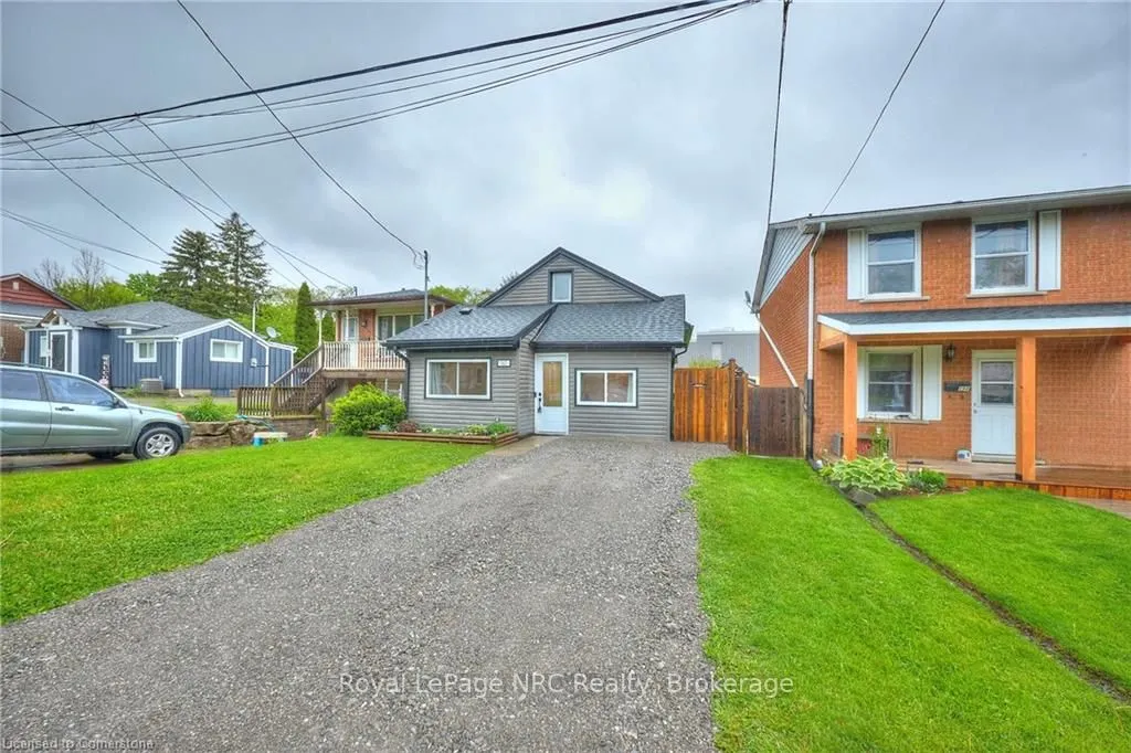 162 Dufferin Avenue