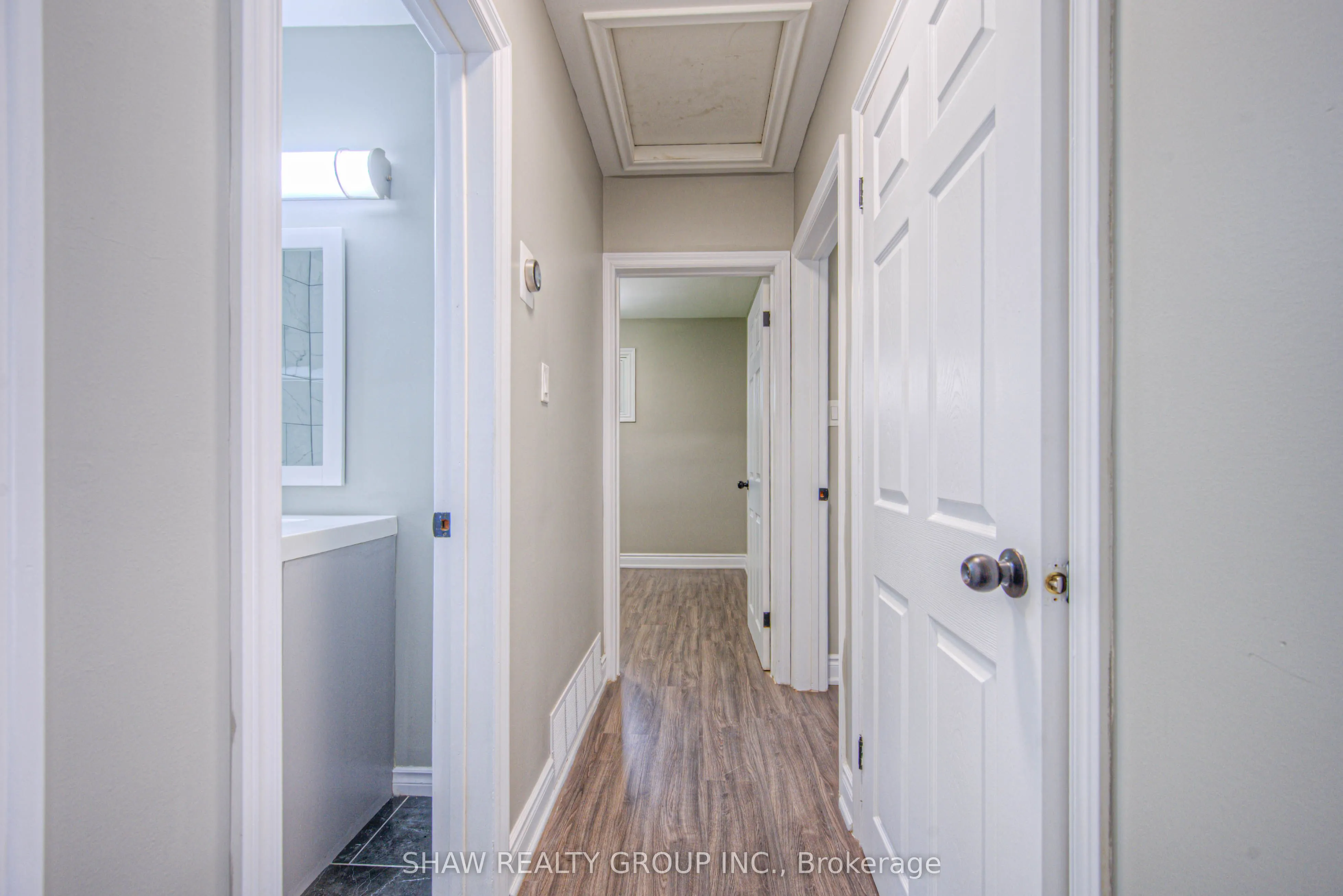 5 Alison Avenue