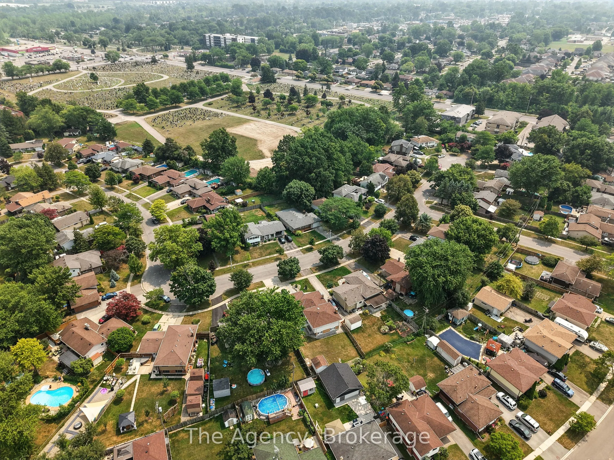 32 Royal Oak Drive