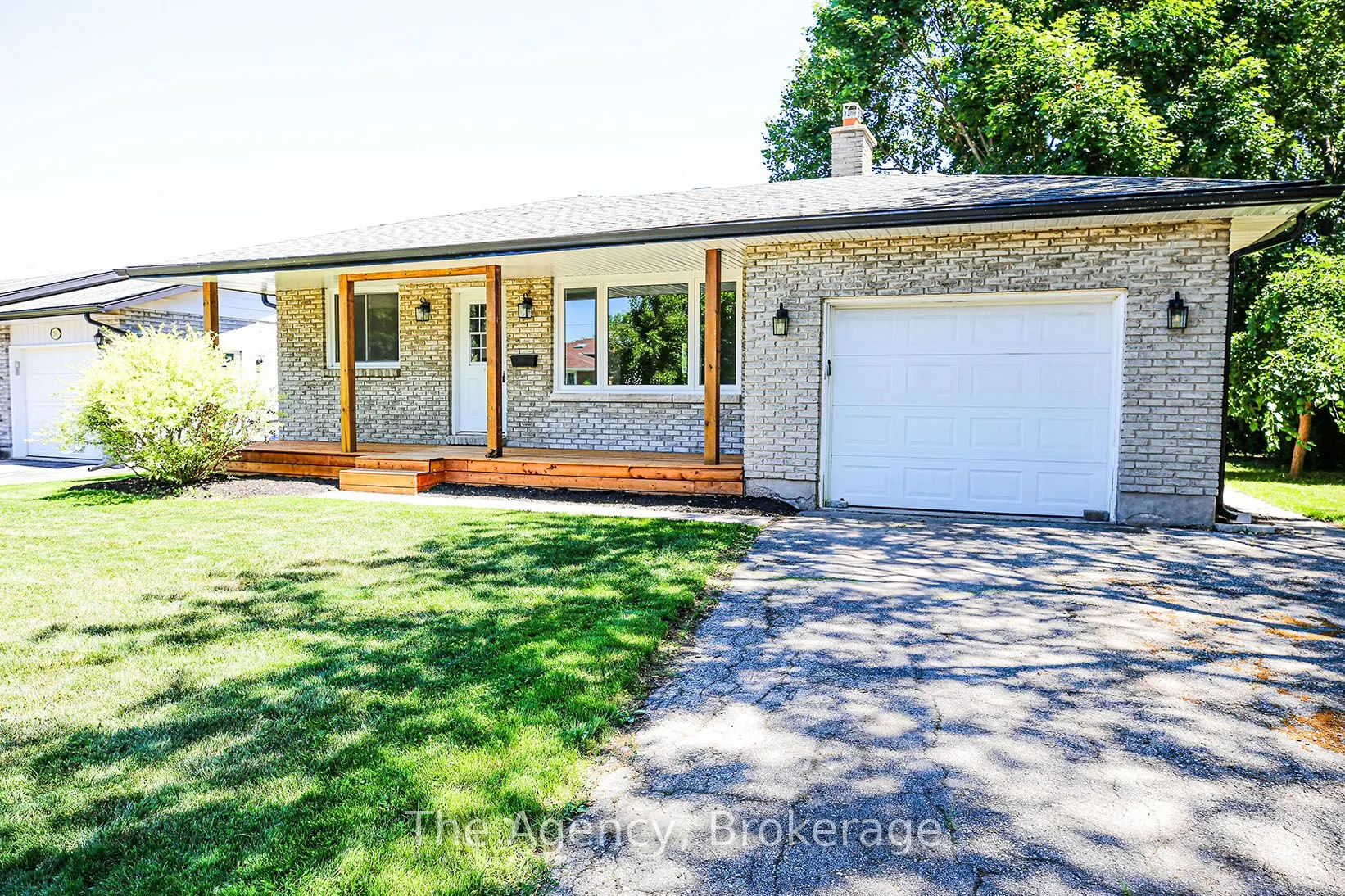32 Royal Oak Drive