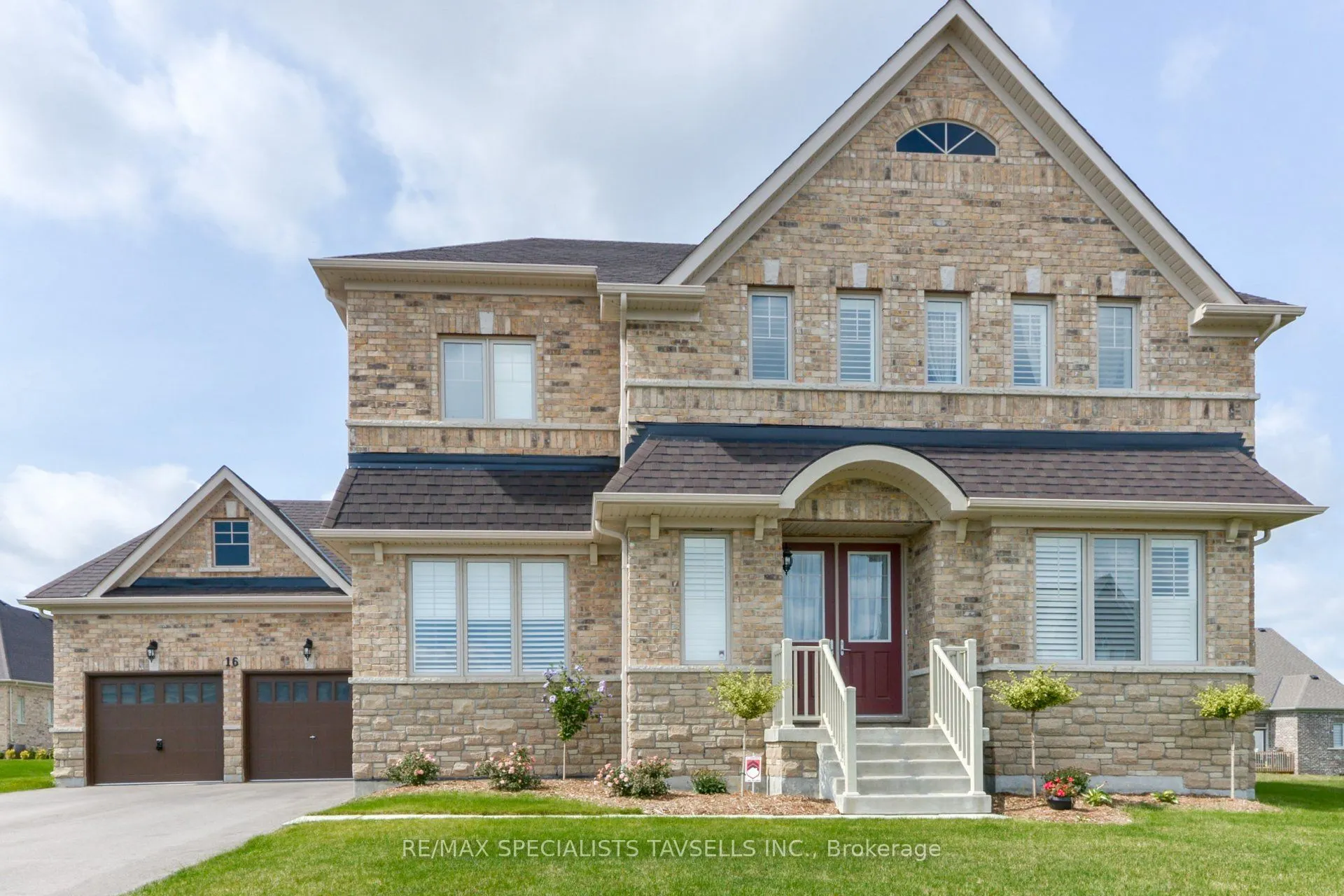 16 Meek Avenue