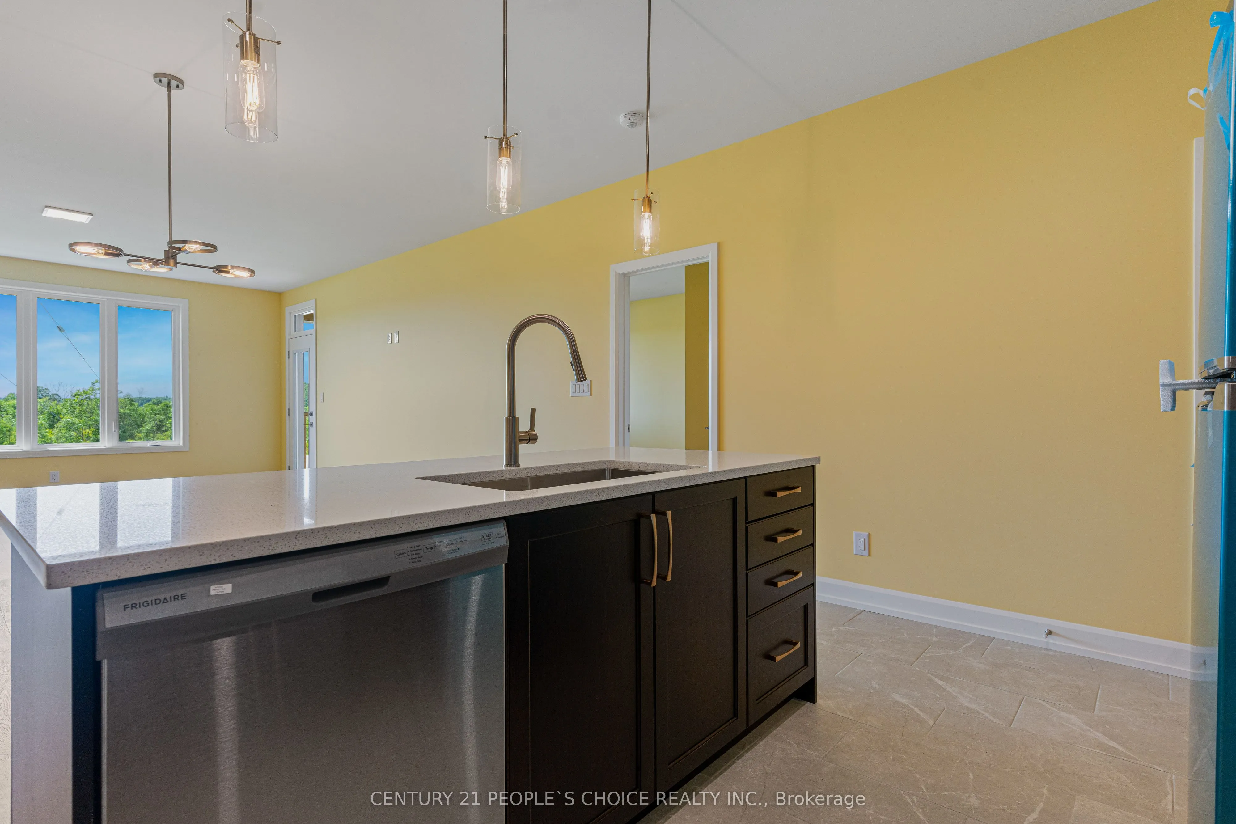 3947 Mitchell Crescent
