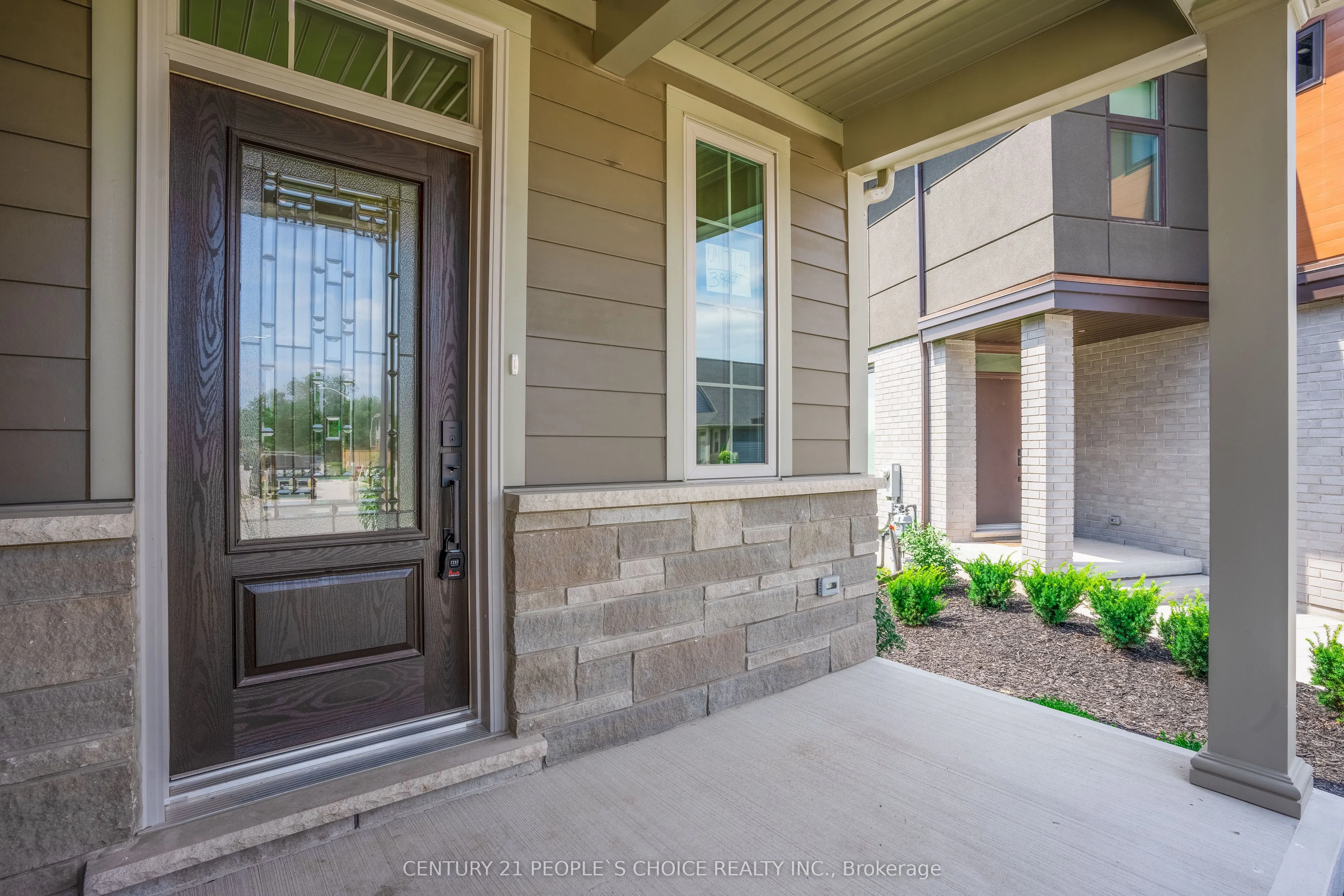 3947 Mitchell Crescent