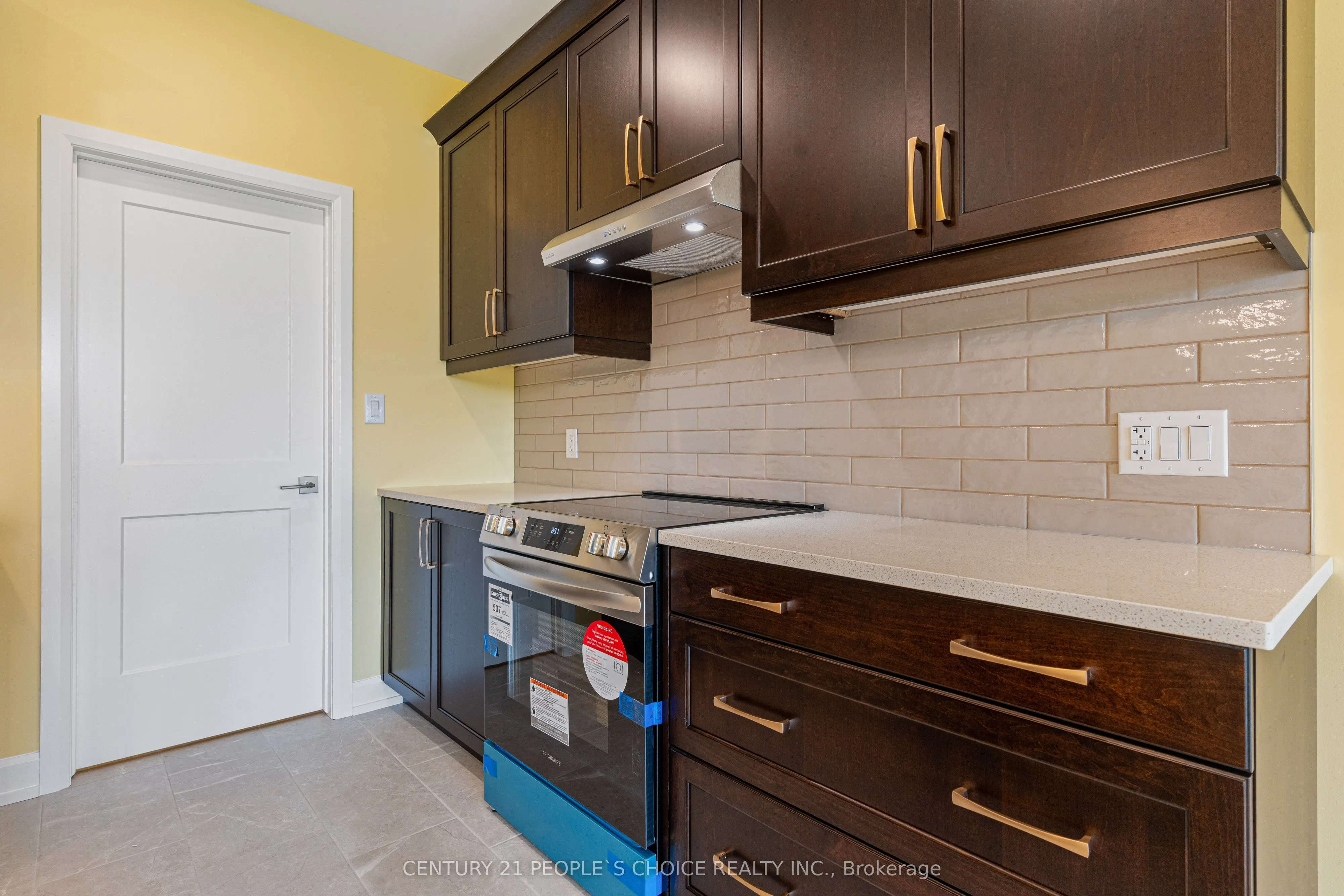 3947 Mitchell Crescent